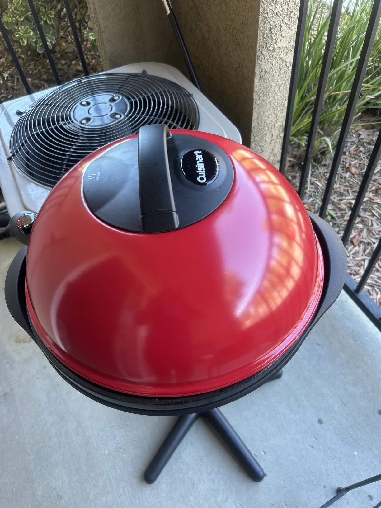 Cuisinart Indoor/Outdoor Electric Grill, 2-in-1 Portable BBQ with Nonstick Cooking Surface, Electric Grill Outdoor with Adjustable Heat, Stand/Tabletop Options for Cookouts, Barbecues, Small Spaces customer photo 2