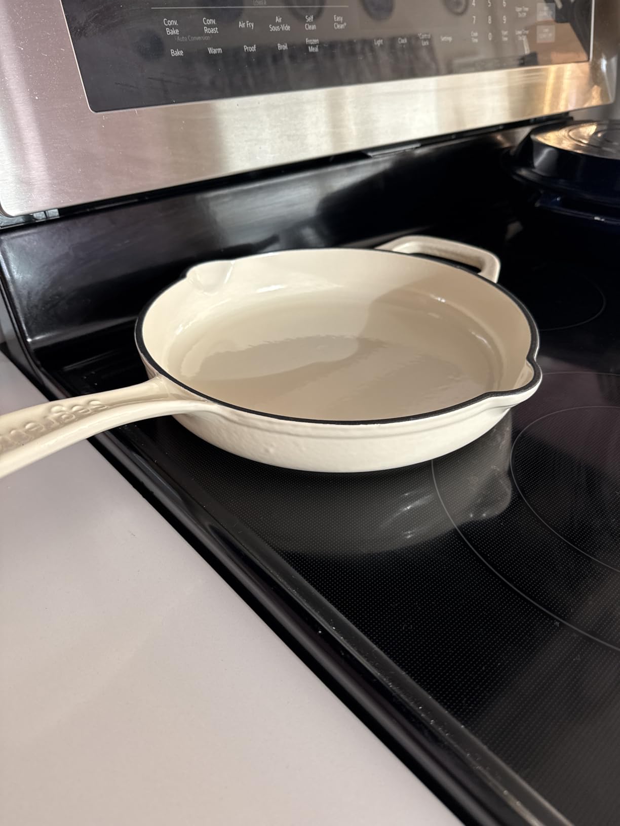 Segretto Cookware Enameled Cast Iron Skillet, 10.25-IN Nero (Black) Enamel Skillet Pan, No Seasoning Required and Non Toxic Frying Pans for Cooking customer photo 1