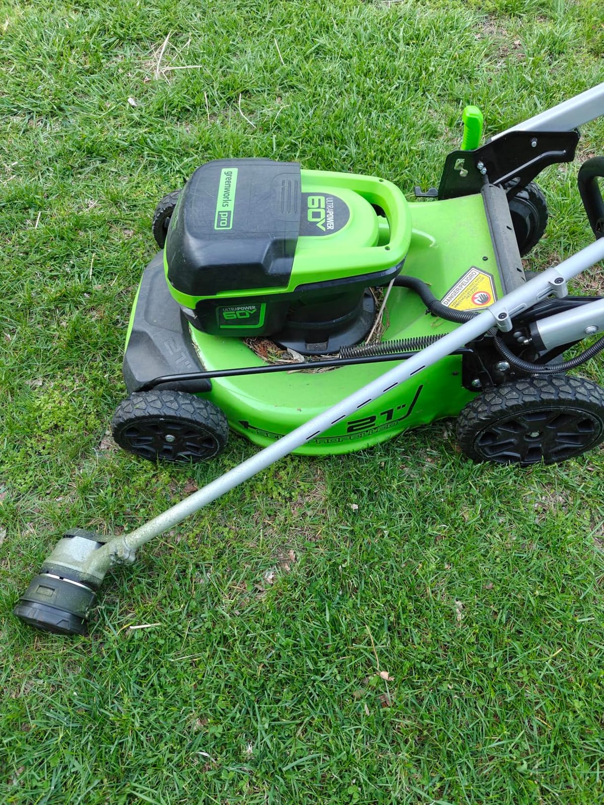 Greenworks 60V 21 in Self-Propelled Lawn Mower, (2) 4.0 Ah Battery Kit customer photo 1
