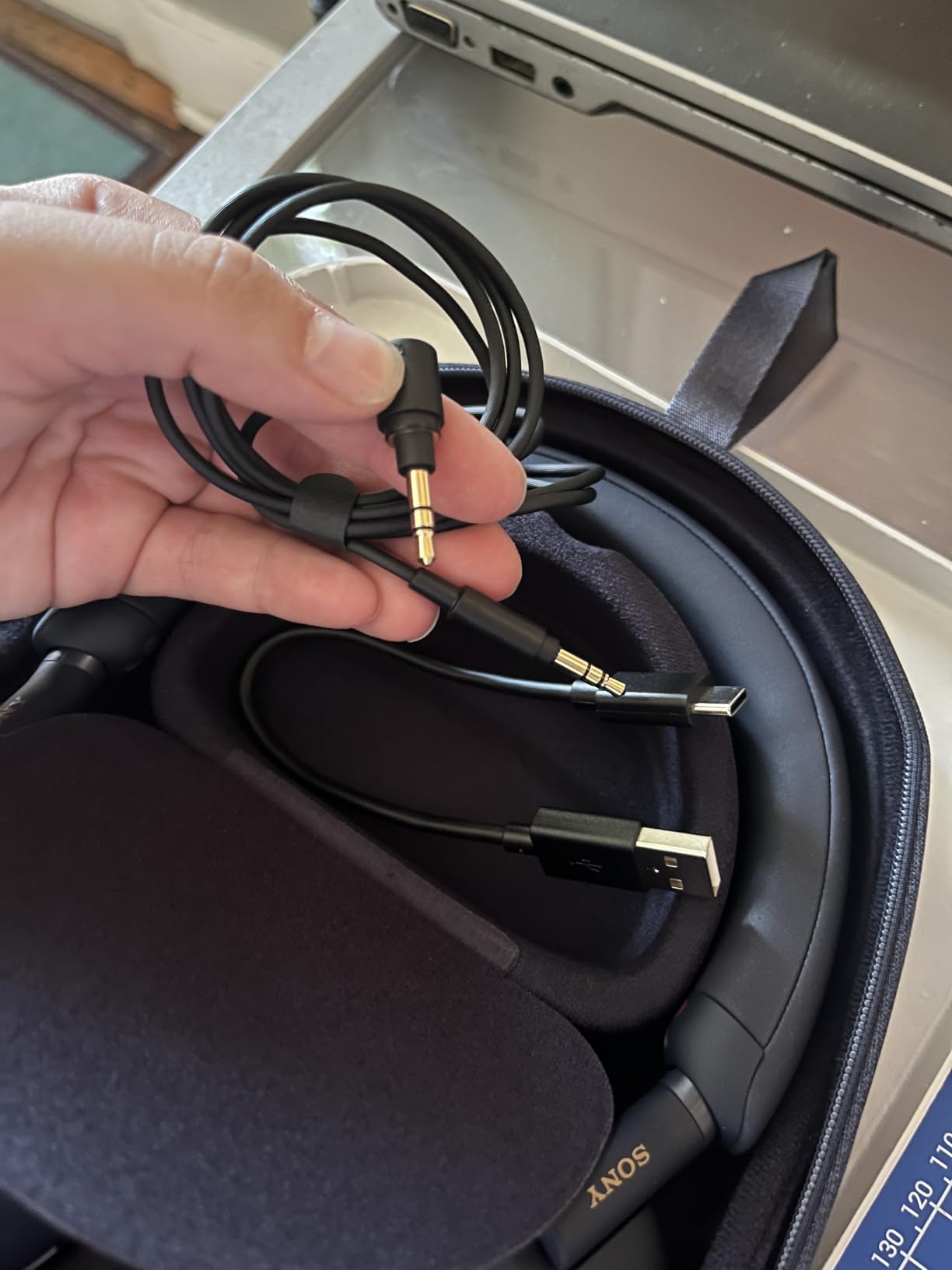 Sony WH-1000XM5 Premium Noise Cancelling Wireless Headphones, Silver | Auto NC Optimizer, Up to 30 Hrs of Battery, Carrying Case, Crystal Clear Calls, Touch Control, Multipoint Connection customer photo 2