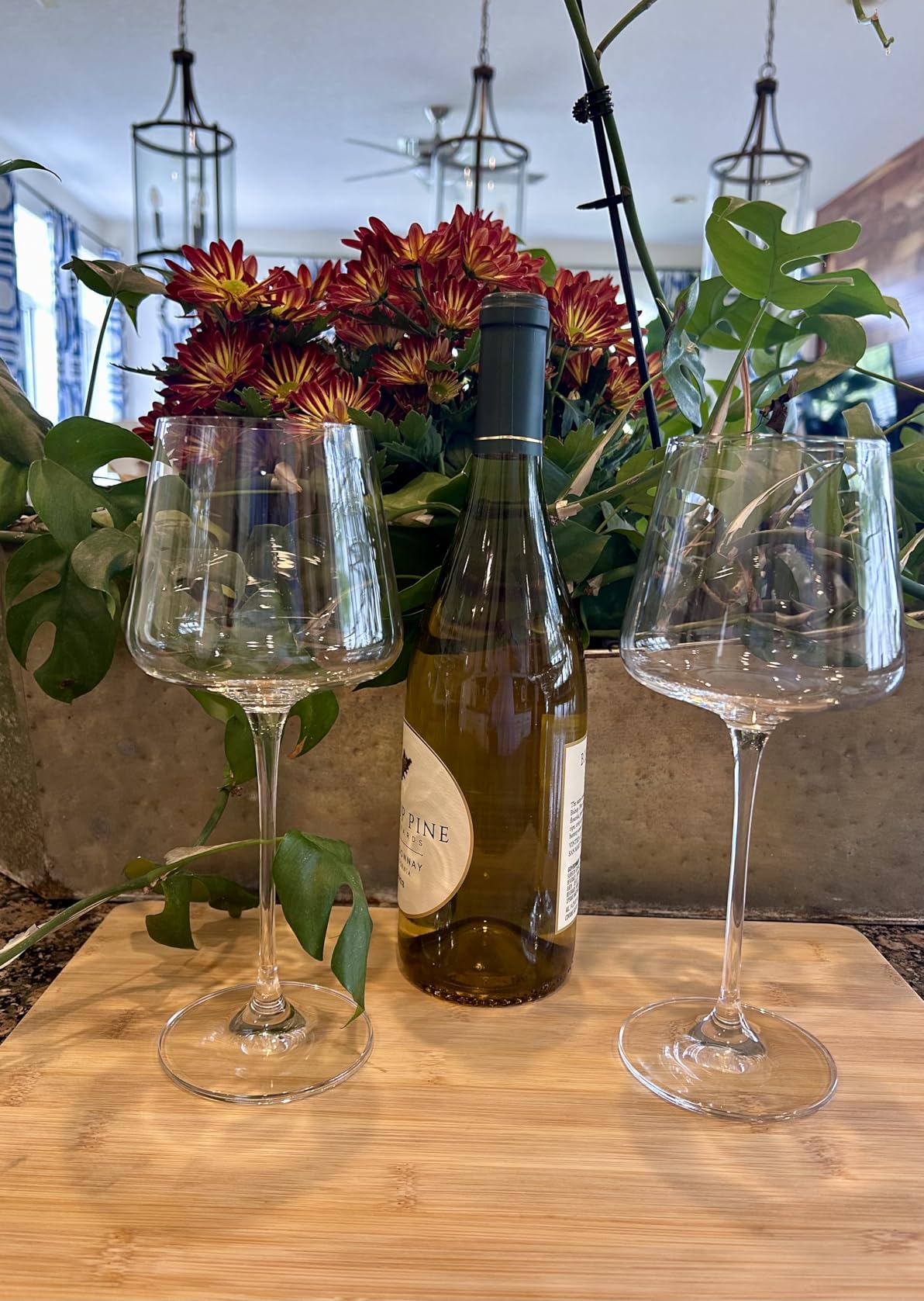 coccot Wine Glasses Set of 6, Crystal White Wine Glasses, Red Wine Glass Set, Wine Glasses Long Stem, Clear Lead-Free Premium Blown Glassware (18.5oz,6 pack) customer photo 1