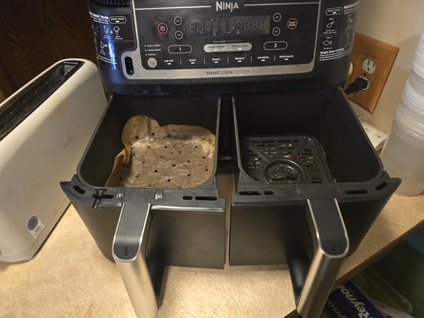 Ninja DZ550 Foodi 10 Quart 6-in-1 DualZone Smart XL Air Fryer with 2 Independent Baskets, Smart Cook Thermometer customer photo 1