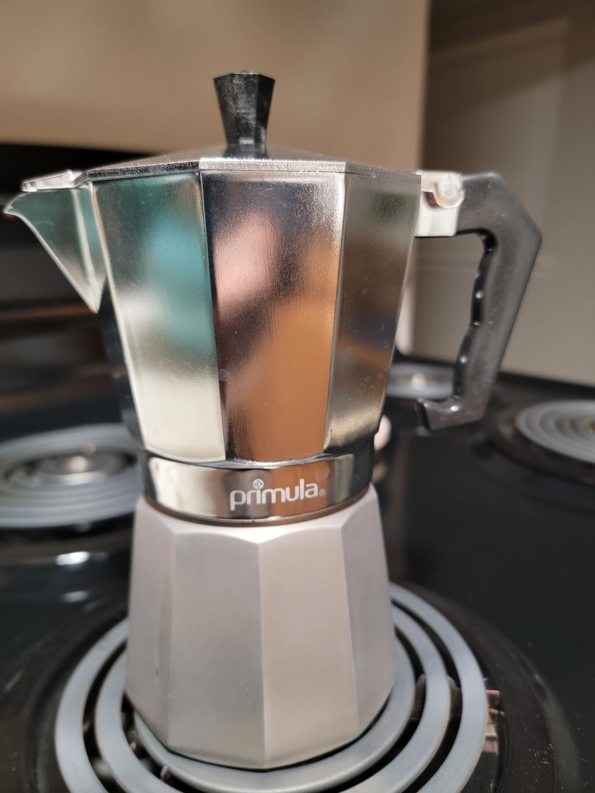 Primula Stovetop Espresso Maker and Handheld Electric Milk Frother Gift Set, Moka Pot for Classic Italian and Cuban Coffee, Cafetera, 6 Espresso Cups, Silver customer photo 1