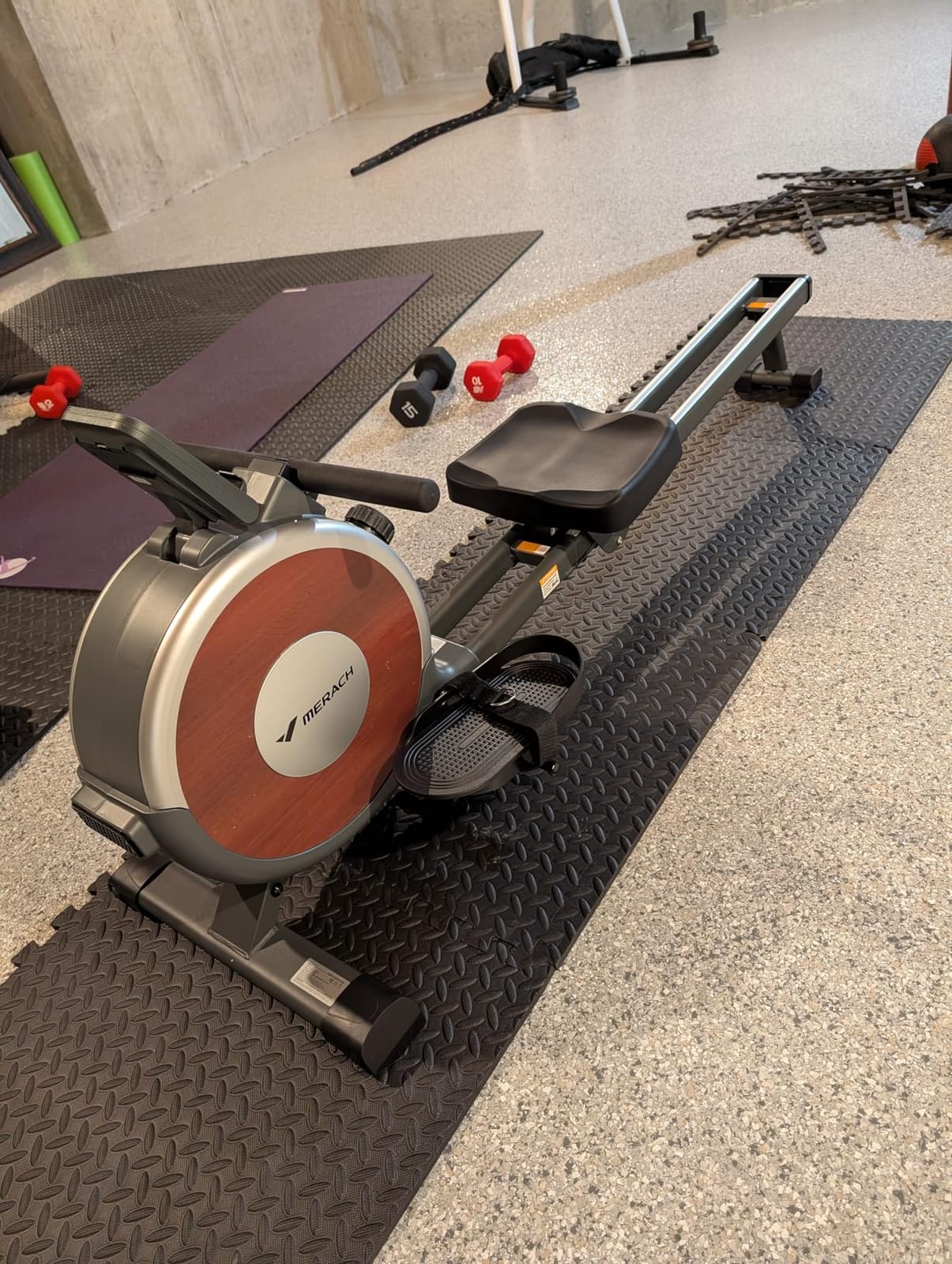 Merach Q1S Magnetic Rowing Machine Indoor, Dual Slide Rail, Quiet & Smooth | 16 Levels Auto Electromagnetic Resistance, Max 350 lbs Capacity, 30-Min Assembly, Ergonomic Seat, Multi-App Support customer photo 1