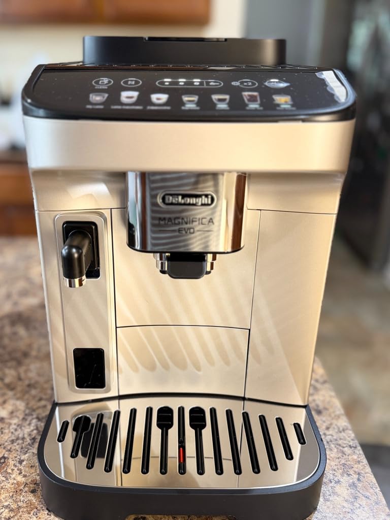 De'Longhi Magnifica Evo Automatic Espresso Machine, Milk Frother, Silver, 7 One-Touch Recipes, Frother, Built-In Grinder, Craft Personalized Signature Drink customer photo 2