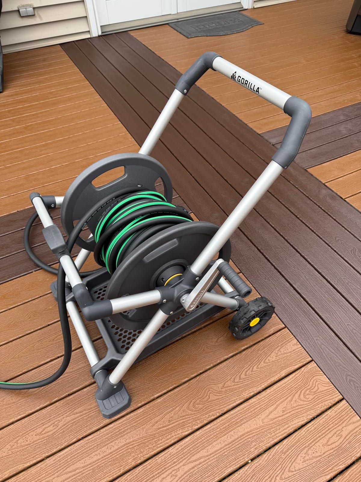 Gorilla GRS-200H Aluminum Garden Hose Reel, 200 Ft, No-Leak Brass Fittings customer photo 2
