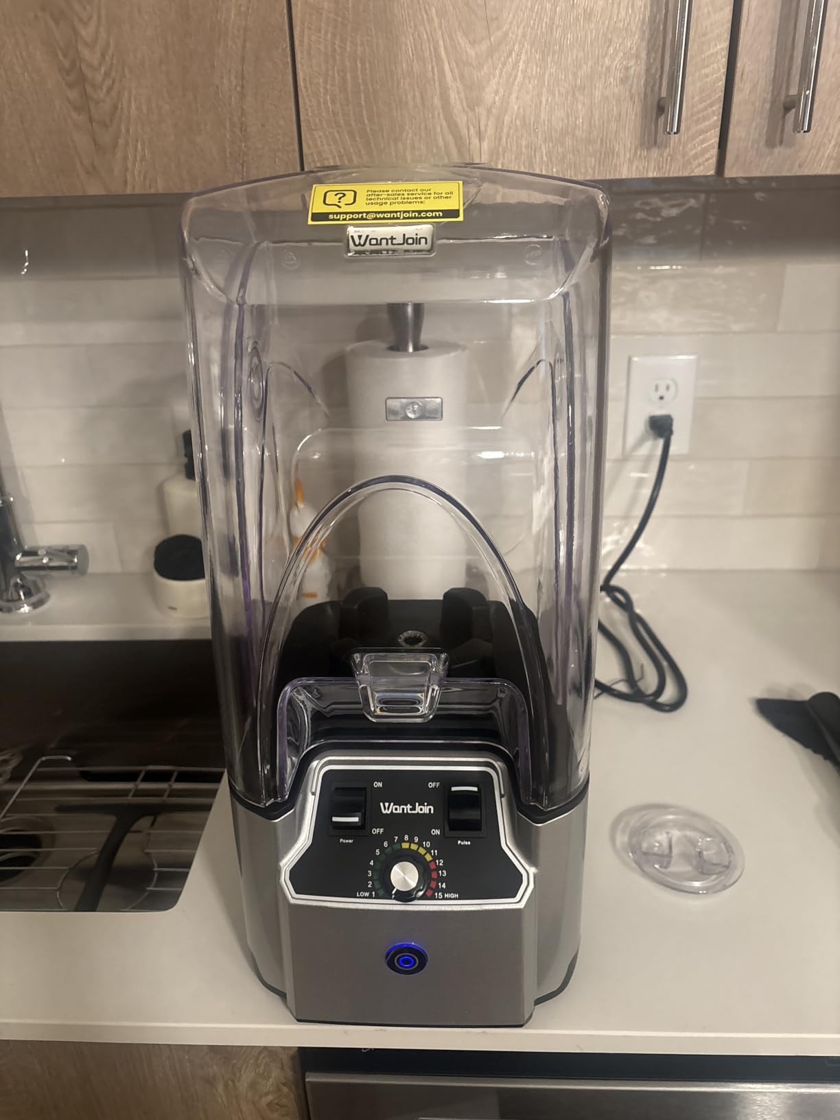 WantJoin Commercial Professional Blender With Shield Quiet Sound Enclosure 2200W Industries Strong and Quiet Professional-Grade Power, Self-Cleaning, White customer photo 2
