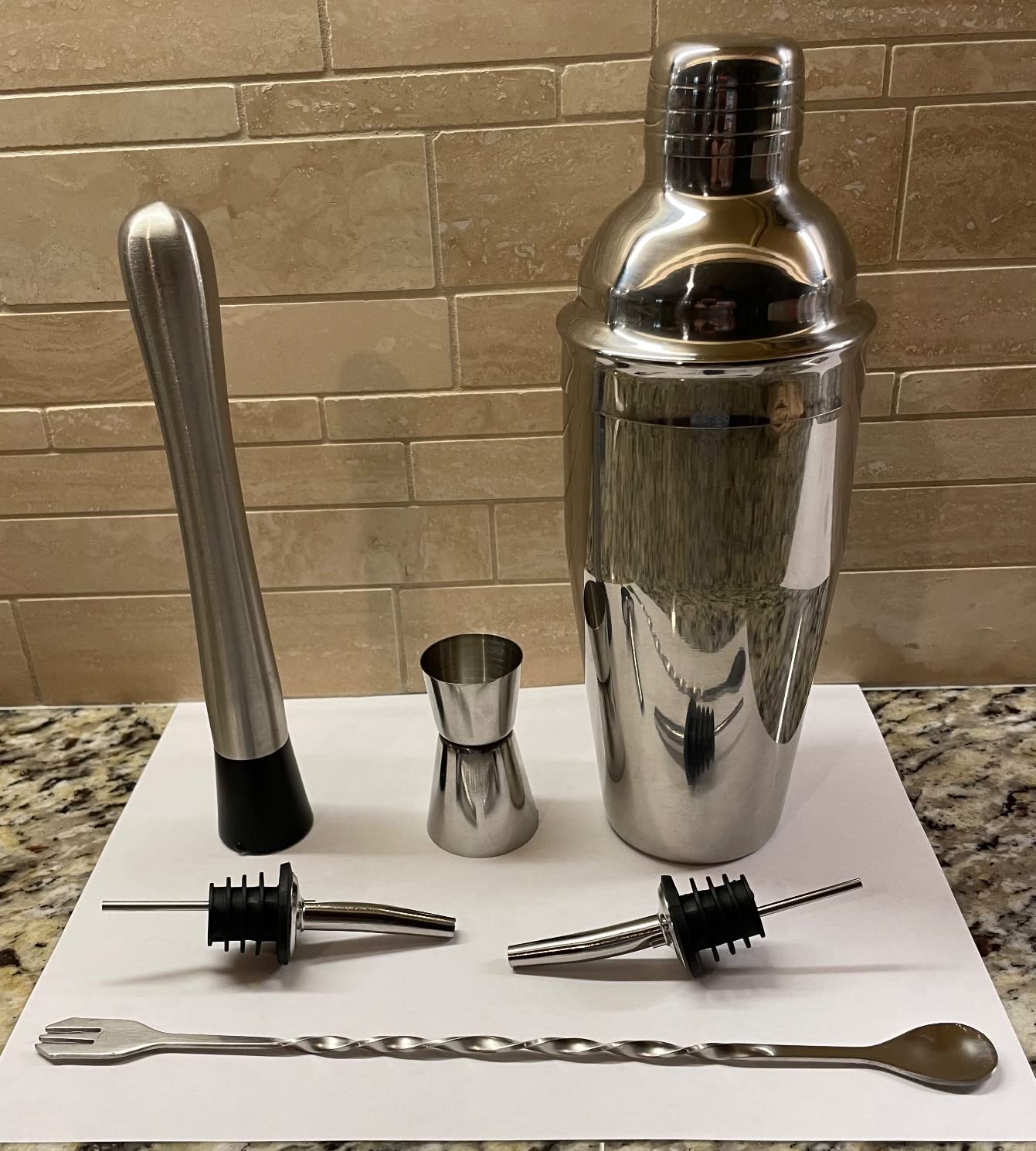 Cocktail Shaker Set, 6-Piece 18/8 Food-Grade Stainless Steel Mixology Bartender Kit - Premium Bar Tools with Muddler, Jigger, Spoon & Pourers - Rust-Proof, Leak-Proof & Dishwasher Safe Gift for Men customer photo 2