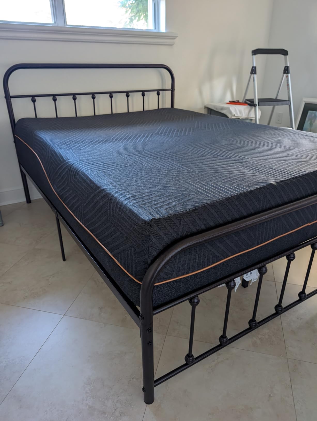 EGOHOME Queen 14 inch Memory Foam Mattress for Back Pain Relief Medium Firm | Fiberglass Free, Copper Gel Infused, Graphene-Cool-Tech Cover, ICA Endorsed, CertiPUR-US, Motion Isolation, Mattress in a Box customer photo 1