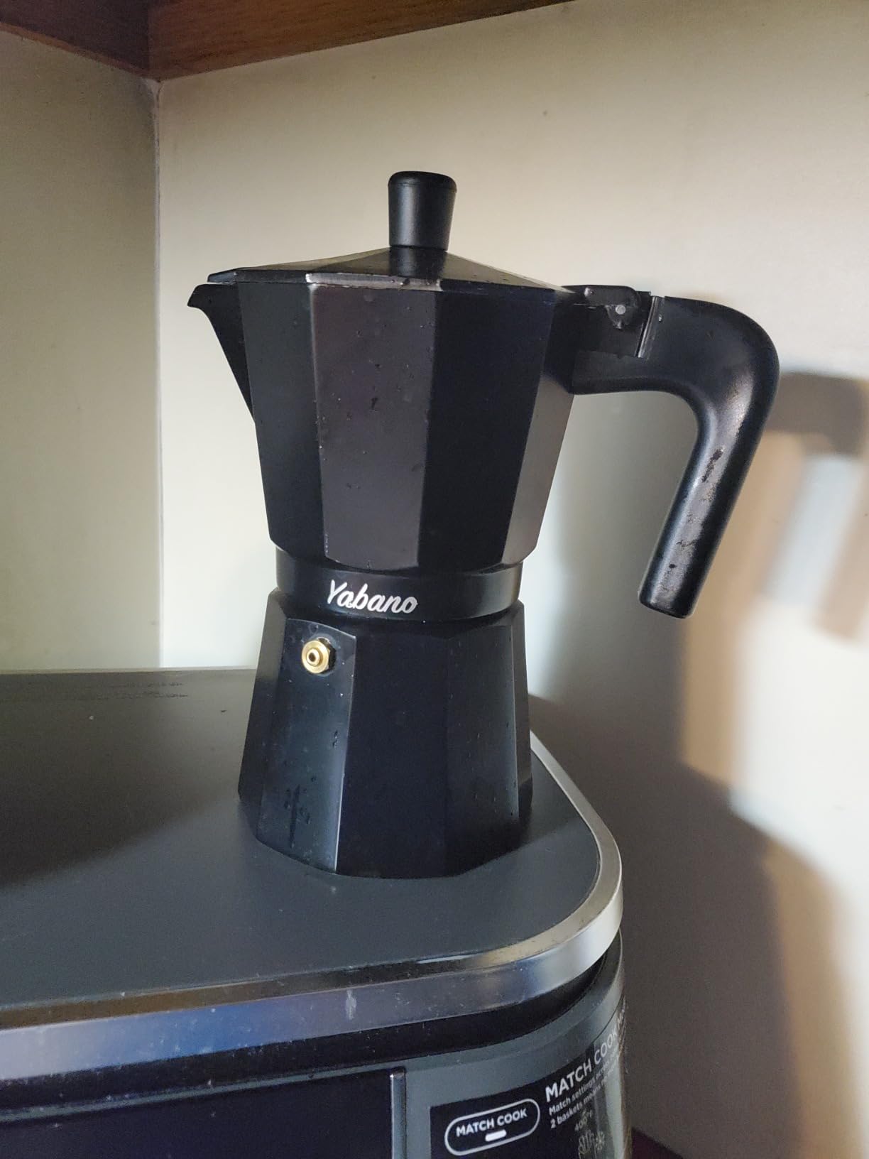 Yabano Stovetop Espresso Maker 9 Cup Italian Moka Coffee Pot | For Gas, Electric Or Ceramic Stovetop customer photo 2
