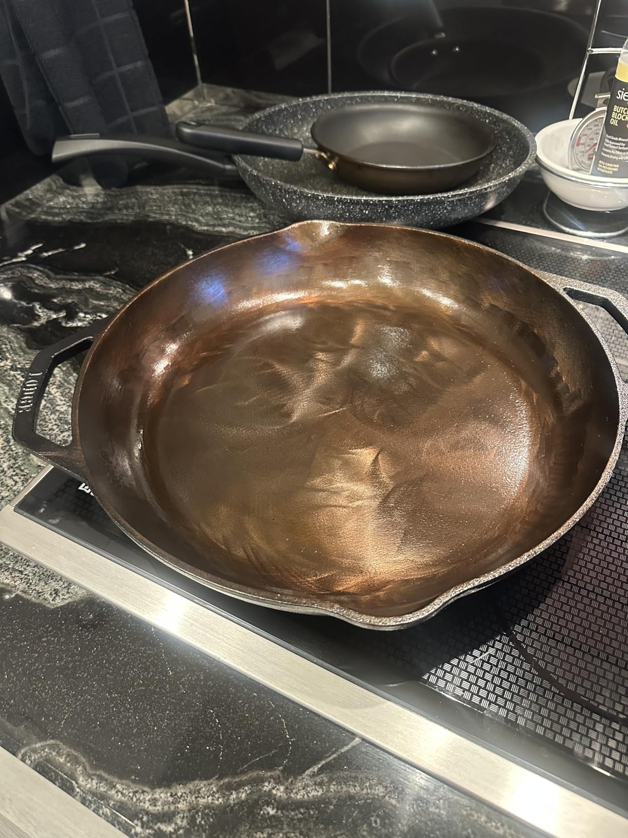 Lodge Chef Collection 14 Inch Chef Style Cast Iron Skillet customer photo 1
