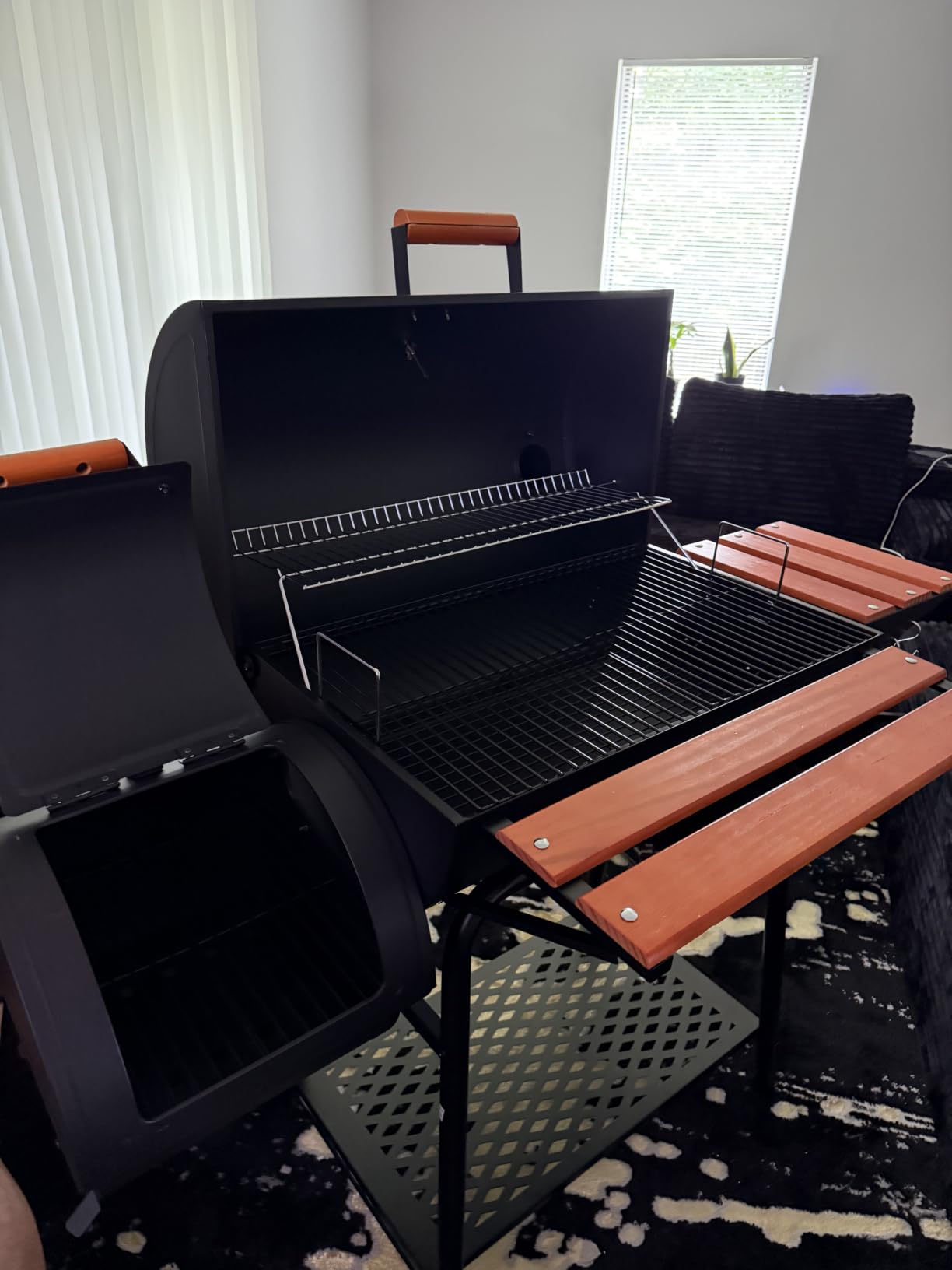 Royal Gourmet CC1830W 30-Inch Charcoal Grill with Offset Smoker and Wood-Painted Side Table, Outdoor Smoker Grill with 811 Sq. In. Cooking Area for Outdoor Barbecue Event, Black customer photo 2