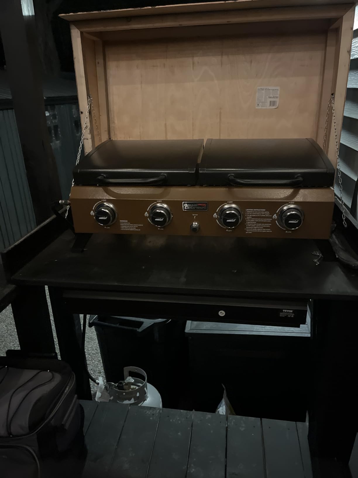 Royal Gourmet GD4001TB Propane Grill & Griddle Combo Black | 4-Burner Portable Gas Grill Griddle for Backyard or Outdoor Cooking, 40000 BTU customer photo 2