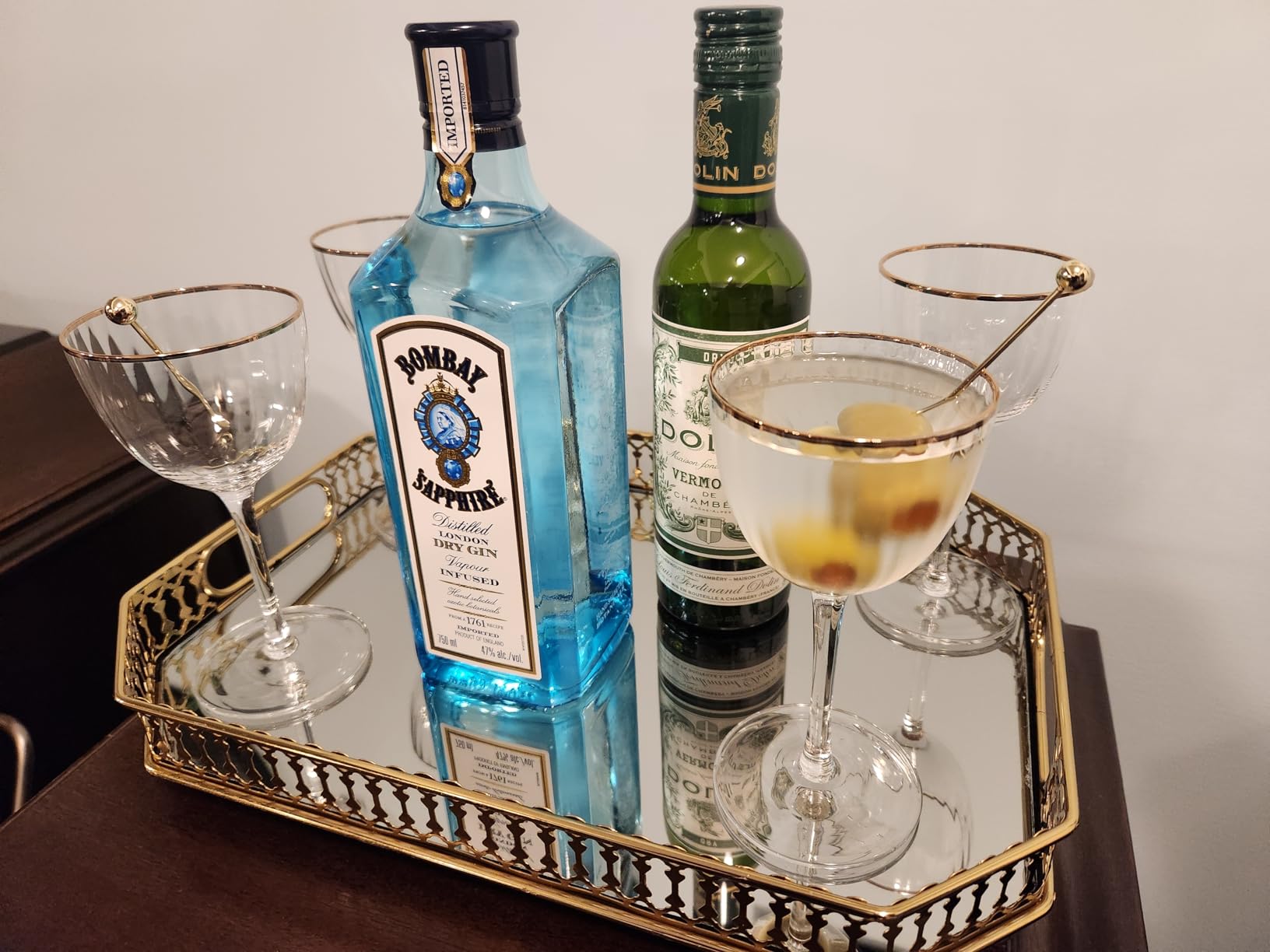 VEMACITY Deluxe Espresso Martini Glasses Set of 4, Bar Tools, Coupe Glasses | Margarita Glasses for Cocktails & Champagne; Handmade Gold Rim Coupe Glasses; Gold Jigger & Bar Spoon; 10oz Cocktail Glasses customer photo 1