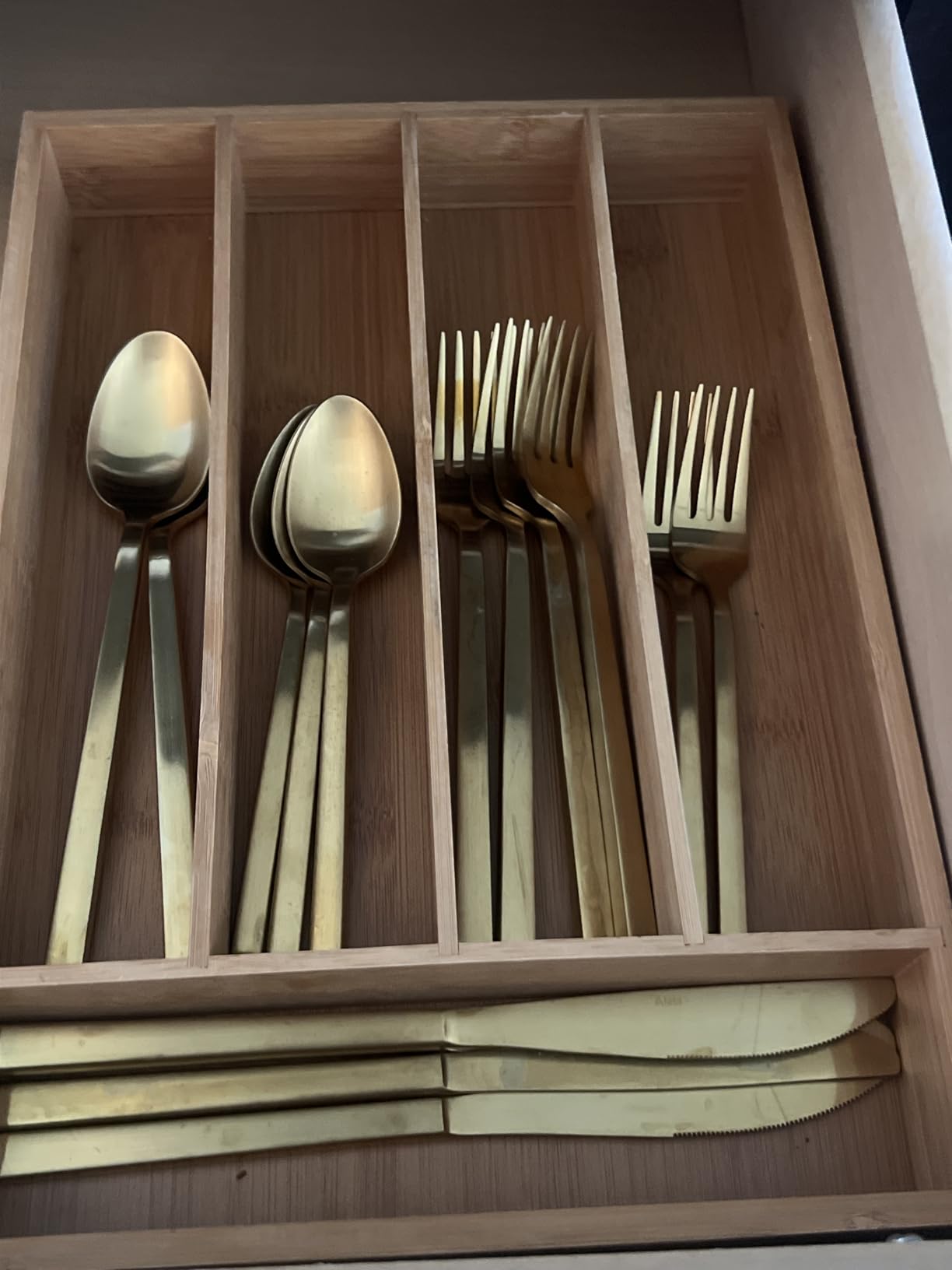 Alata Cube Black 20-Piece Forged Silverware Set Stainless Steel Flatware Set, Service for 4, Matte Satin Polished Cutlery Set, Dishwasher Safe customer photo 2