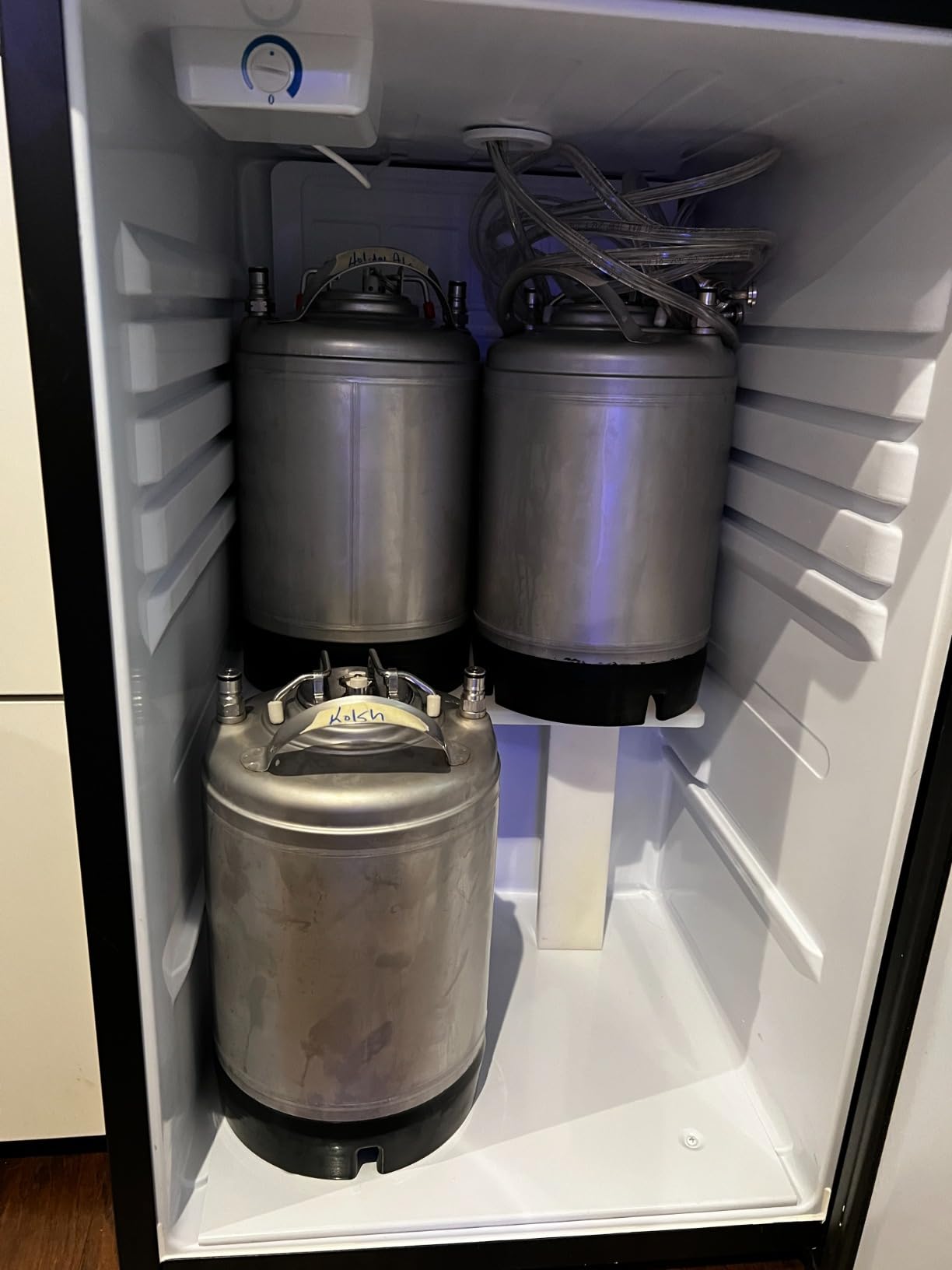 VEVOR Beer Kegerator, Single Tap Commercial Draft Beer Dispenser for D system, Full Size Keg Refrigerator with 5lbs CO2 Tank, Hold 2 Sixth / 2 Ball lock keg, Black customer photo 1