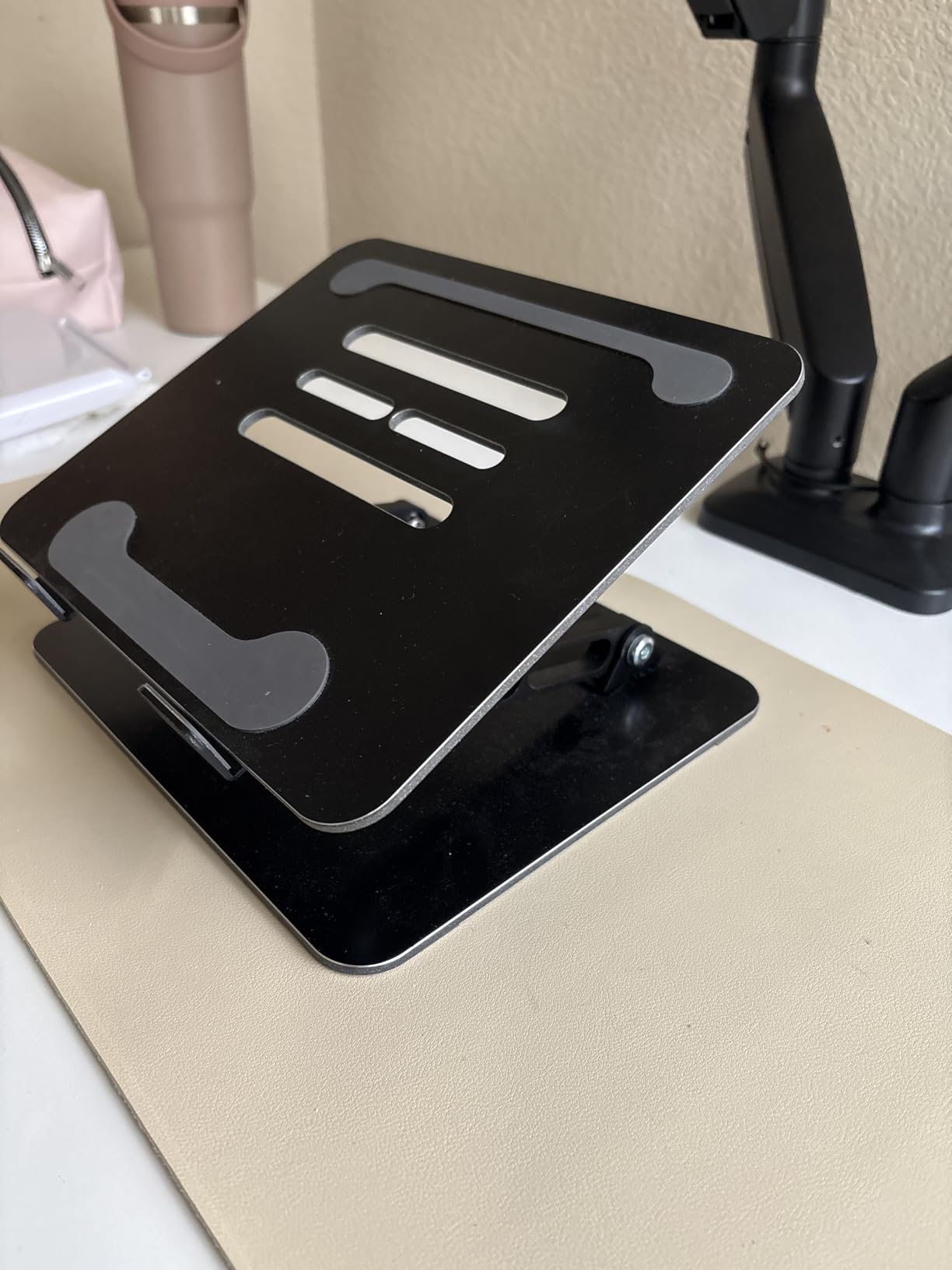 Adjustable Laptop Stand for Desk, Metal Laptop Riser Holder | Portable Desktop Book Stands, Foldable Ventilated Cooling Computer Notebook Stand Compatible with 10-15.6