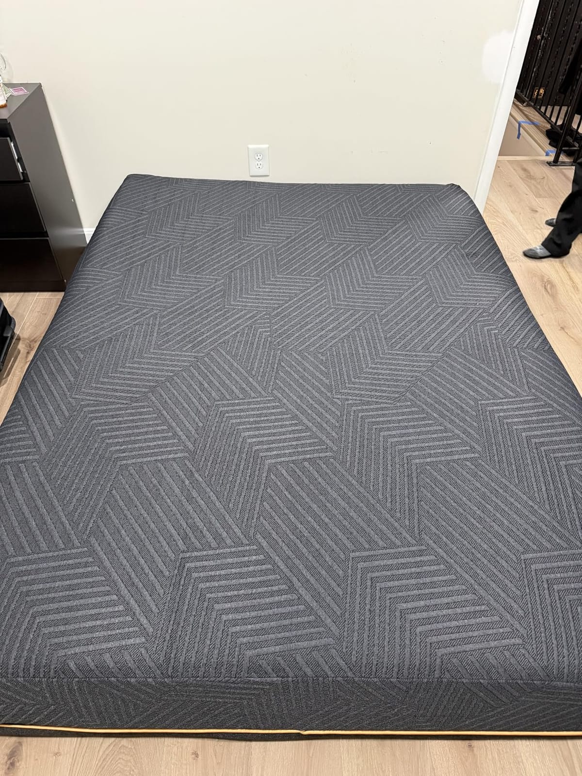 MLILY EGOHOME King 14 inch Memory Foam Mattress for Back Pain Relief Firm | Fiberglass Free, Copper Gel Infused, Graphene-Cool-Tech Cover, ICA Endorsed, CertiPUR-US, Motion Isolation, Mattress in a Box customer photo 1