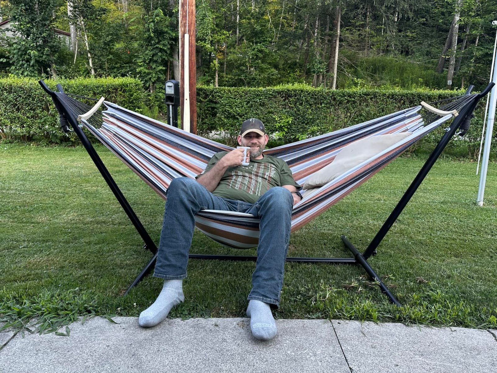SZHLUX Hammock with Stand for Outside, Hamaca Con Base | 450lb Capacity Steel Stand, Premium Carry Bag Included and Two Anti Roll Balance Beam customer photo 2