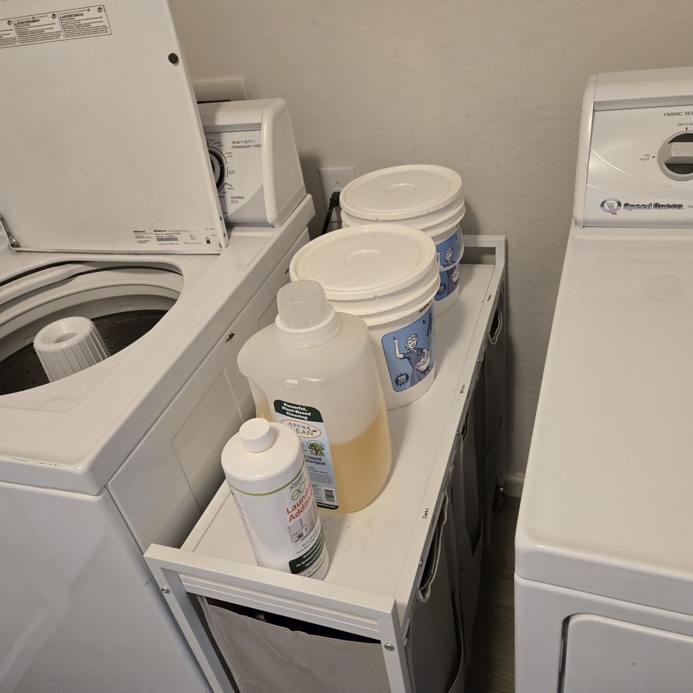 HOOBRO Laundry Sorter 3 Section, Laundry Hamper with Wheels, 3 x 11.5 Gal (43.5 L) customer photo 2
