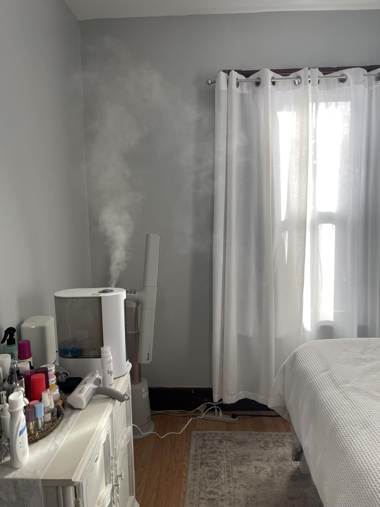 DREO 6L Smart Humidifiers for Bedroom, Warm & Cool Mist for Large Room | 60-Hour Quiet Runtime, 500ML/H Output, Smart Humidity Sensor, Indicator Light, App Control, Works with Alexa & Google, Silver customer photo 2