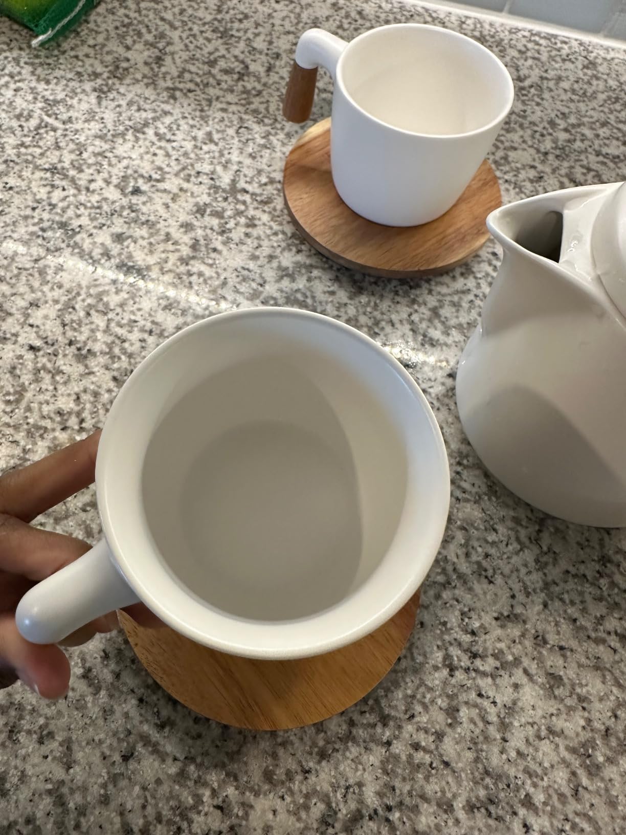 MIAMIO - 34 Oz Ceramic Tea Pot Set with Infuser and Cups/Tea Strainer, 4 Ceramic Tea Mugs (10 Oz), Bamboo Saucers/Handle for Home and Office (White) customer photo 1