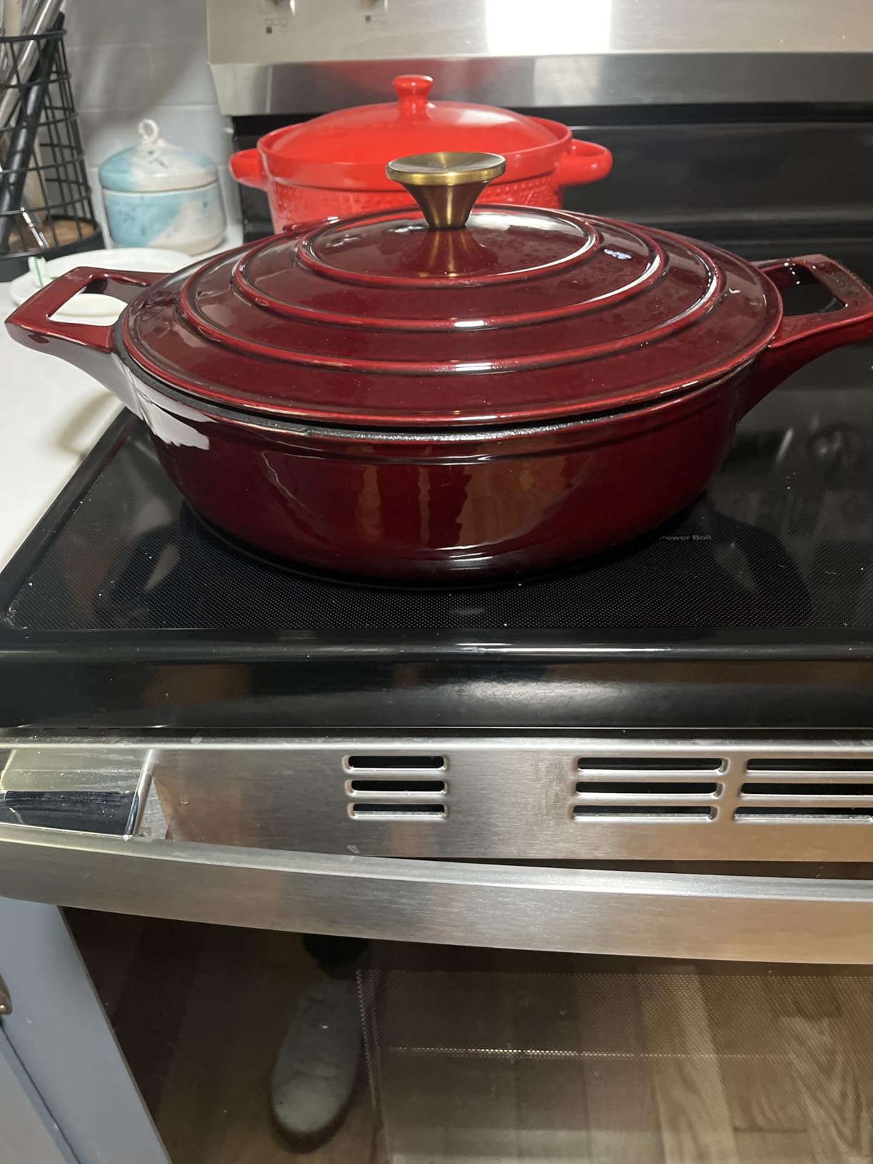 La Cuisine Enameled Cast Iron Braiser Sauté Pan Shallow Dutch Oven with Golden Knob for Lid Internal Matt Black Enamel 3.75 QT 11