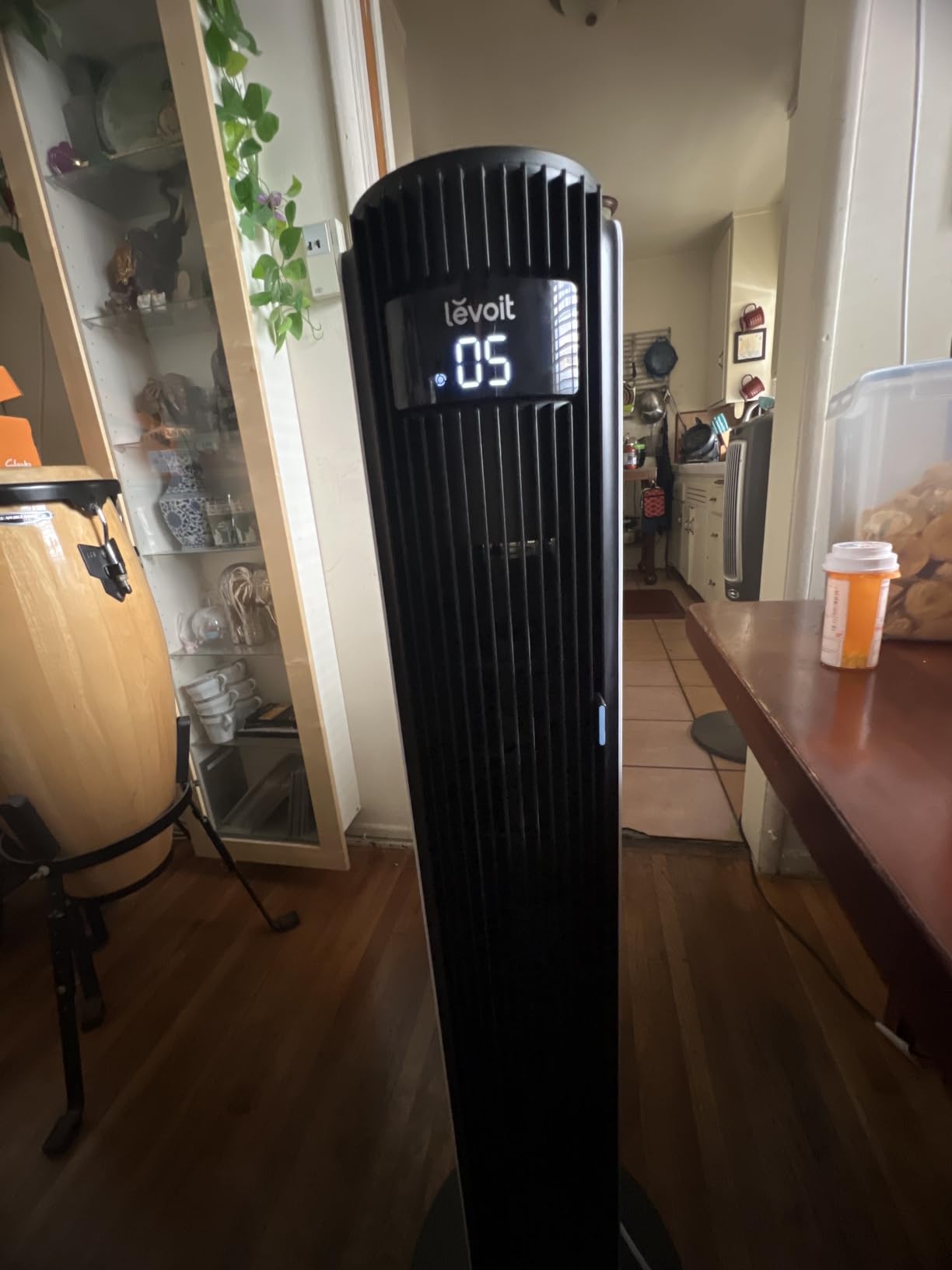 Levoit Tower Fan for Bedroom, 28ft/s Fans that Blow Cold Air, 28dB Quiet | Standing Floor Fan for Room, 90° Oscillating, 5 Speeds 4 Modes & Temp Sensor, Bladeless, 12H Timer, Remoter, 36 inch, Black customer photo 2