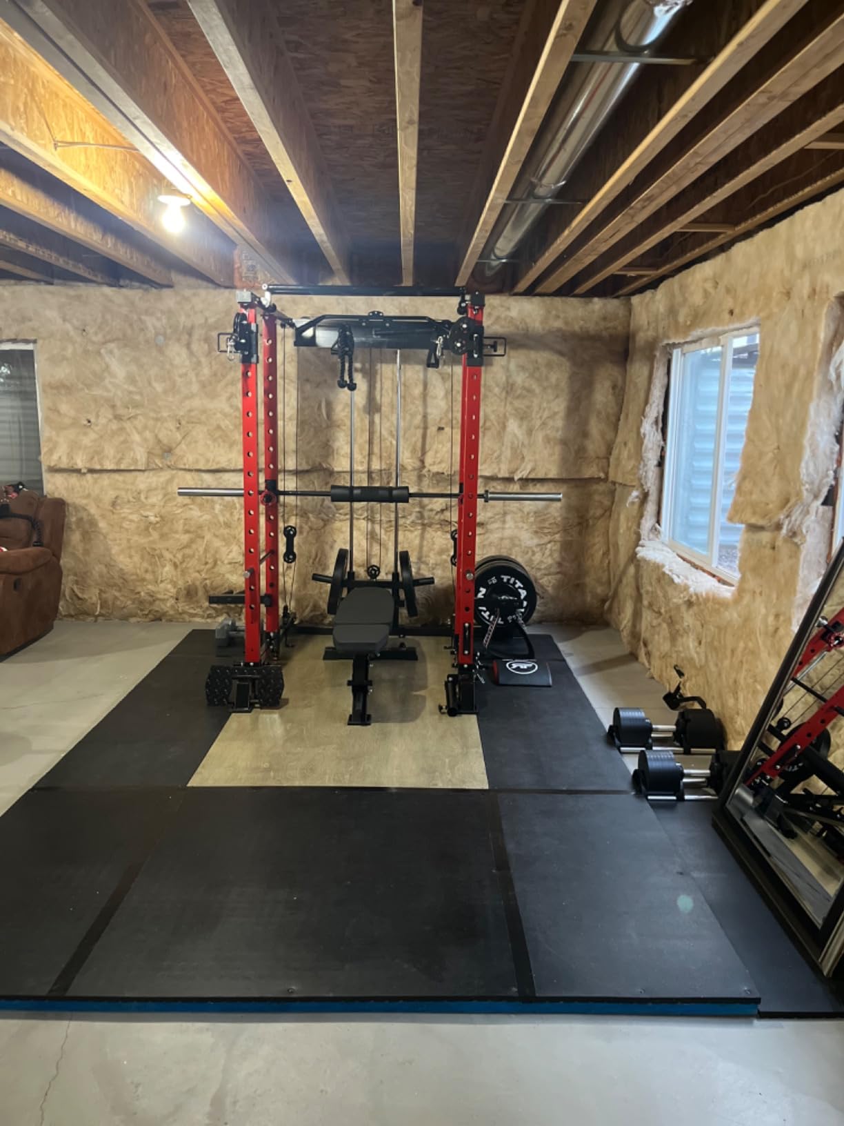 Mikolo Power Cage, Power Rack with Cable Crossover System, 1500LBS Squat Rack with LAT Pull Down System, Workout Cage with Pulley System for Fitness Home Gym customer photo 2