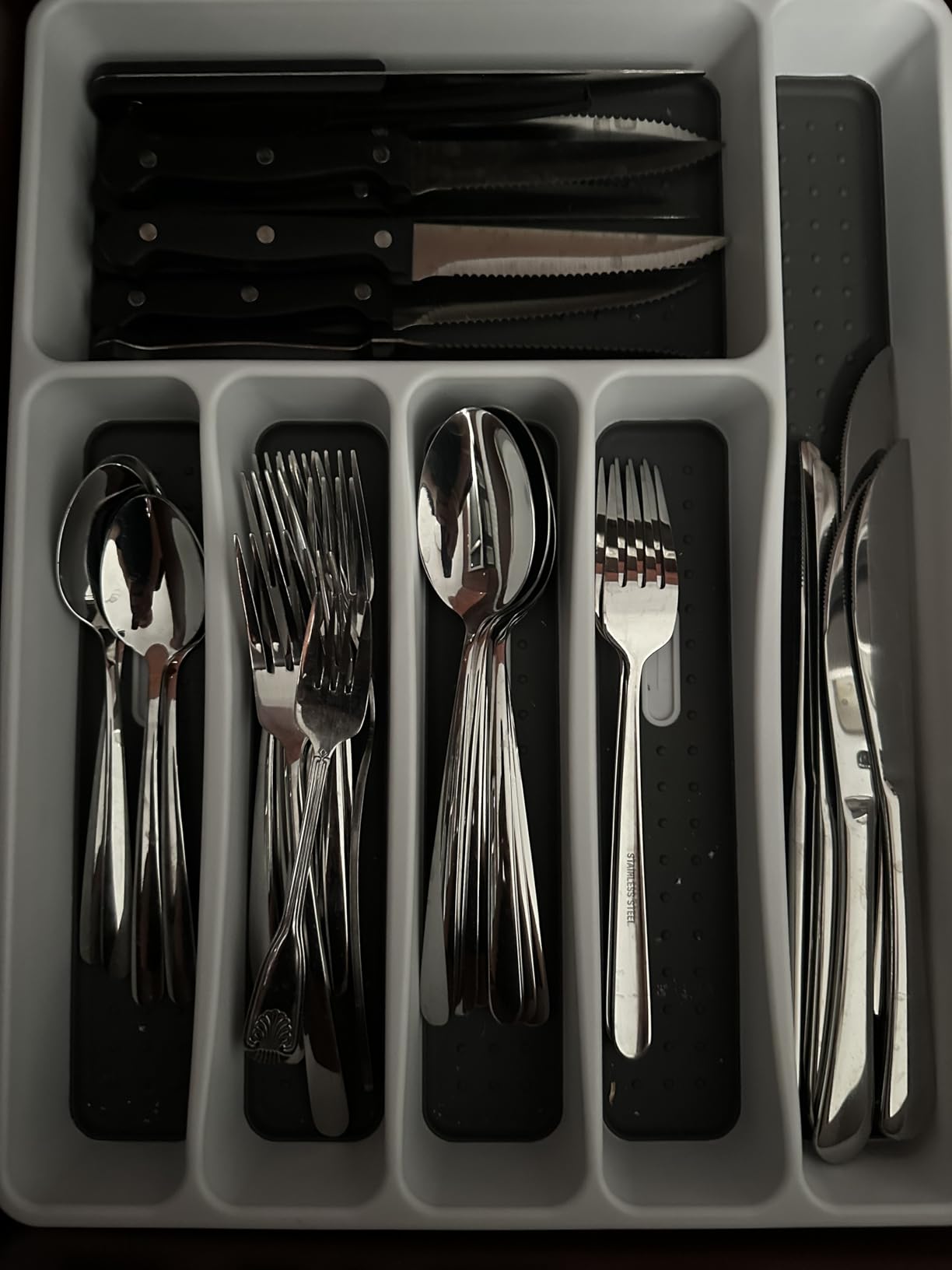 49-Piece Black Silverware Set with Organizer, Heavy Duty Stainless Steel Flatware for 8, Cutlery Utensil Sets with Steak Knives, Rust-proof, Mirror Polished, Dishwasher Safe, Black Heavy Duty customer photo 1