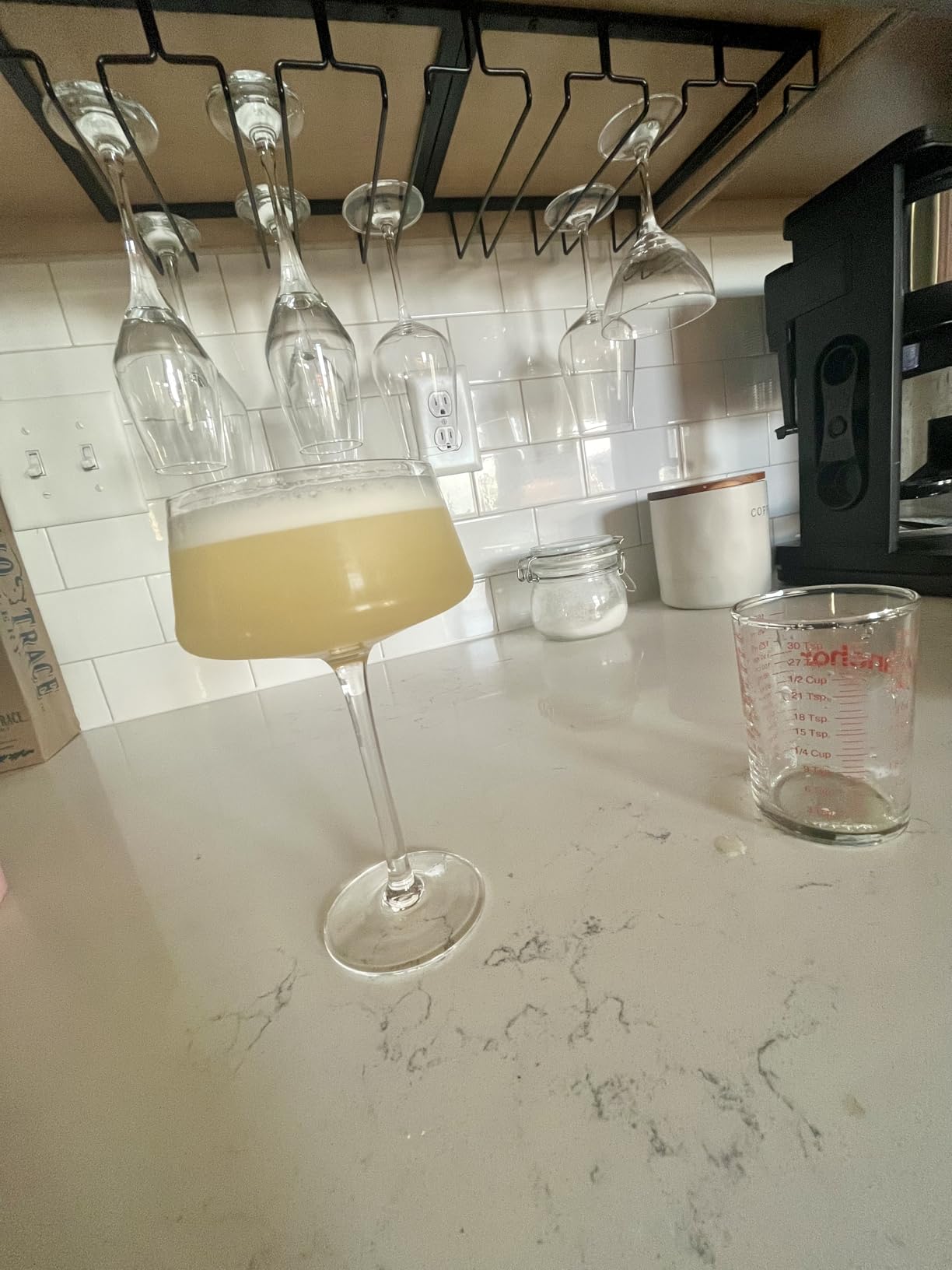 Hlukana Hand Blown Martini Glasses Set of 4, 8 oz Coupe Glass, Premium Crystal Cocktail Glassess, Champagne Glass, Handblown Drinkware Set, Perfect for Bar, Cocktails, Martinis, Margaritas, Parties customer photo 1