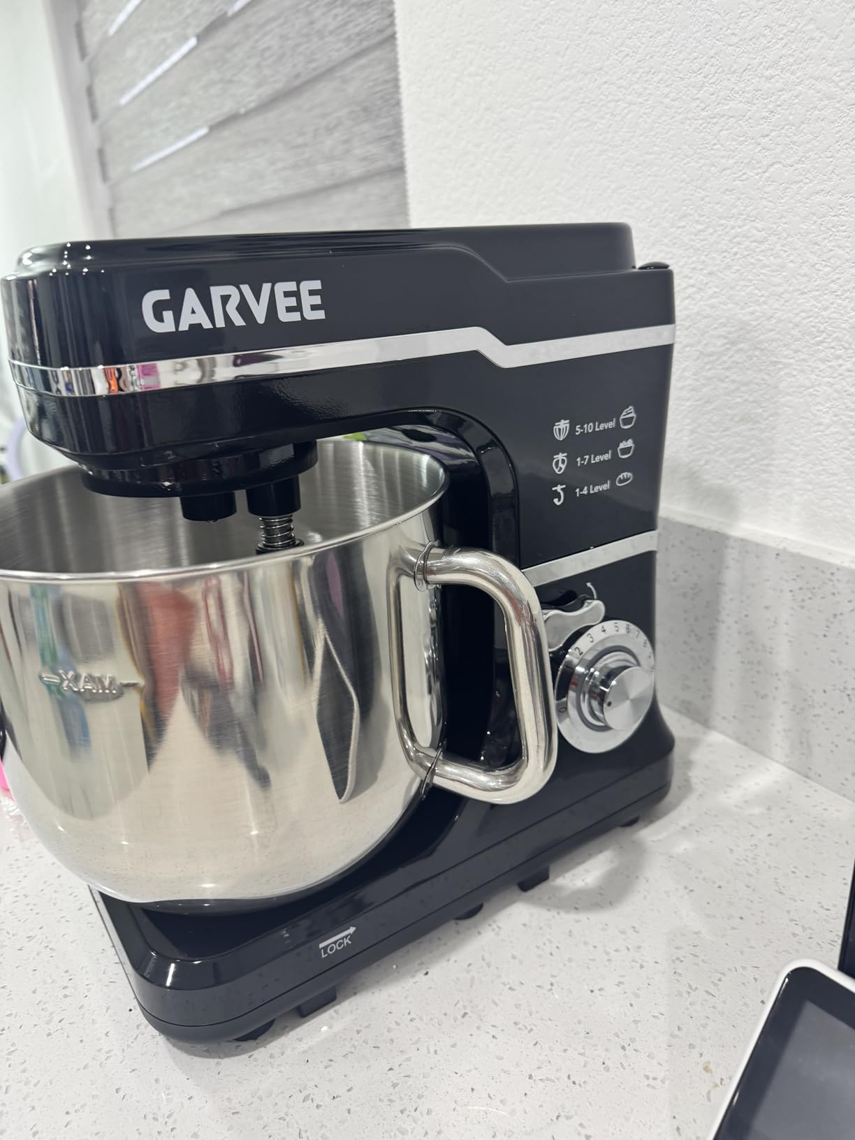 Garvee 7.5 QT Stand Food Mixer, 10-Speed Tilt Head 3 in-1 Kitchen Electric Mixer with Stainless Steel Bowl, Egg Whisk, Dough Hook, Beater, Splash Guard, Compact Dough Mixer for Home Cooks, Black customer photo 1