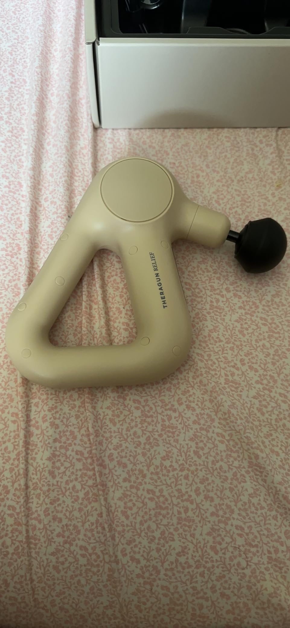 TheraGun Therabody Relief Massage Gun | for Daily Comfort | 3-Speed | Navy | Quiet Handheld Percussion Muscle Massager for Back, Leg & Shoulder Pain Relief. Lightweight, Easy to Use, Ergonomic Grip customer photo 1