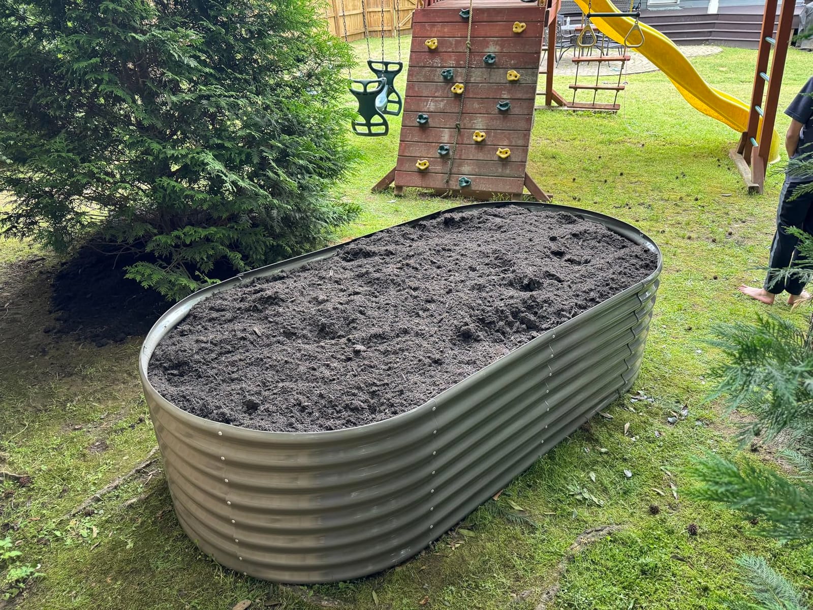 Anleolife 8x4x2ft Oval Deep Root Galvanized Raised Garden Bed, Quartz Grey | 478-Gallon Capacity, 24in Soil Depth, Interior Bracing and Broad Crop-Row Space for Tomatoes, Peppers and Seasonal Rotation customer photo 2
