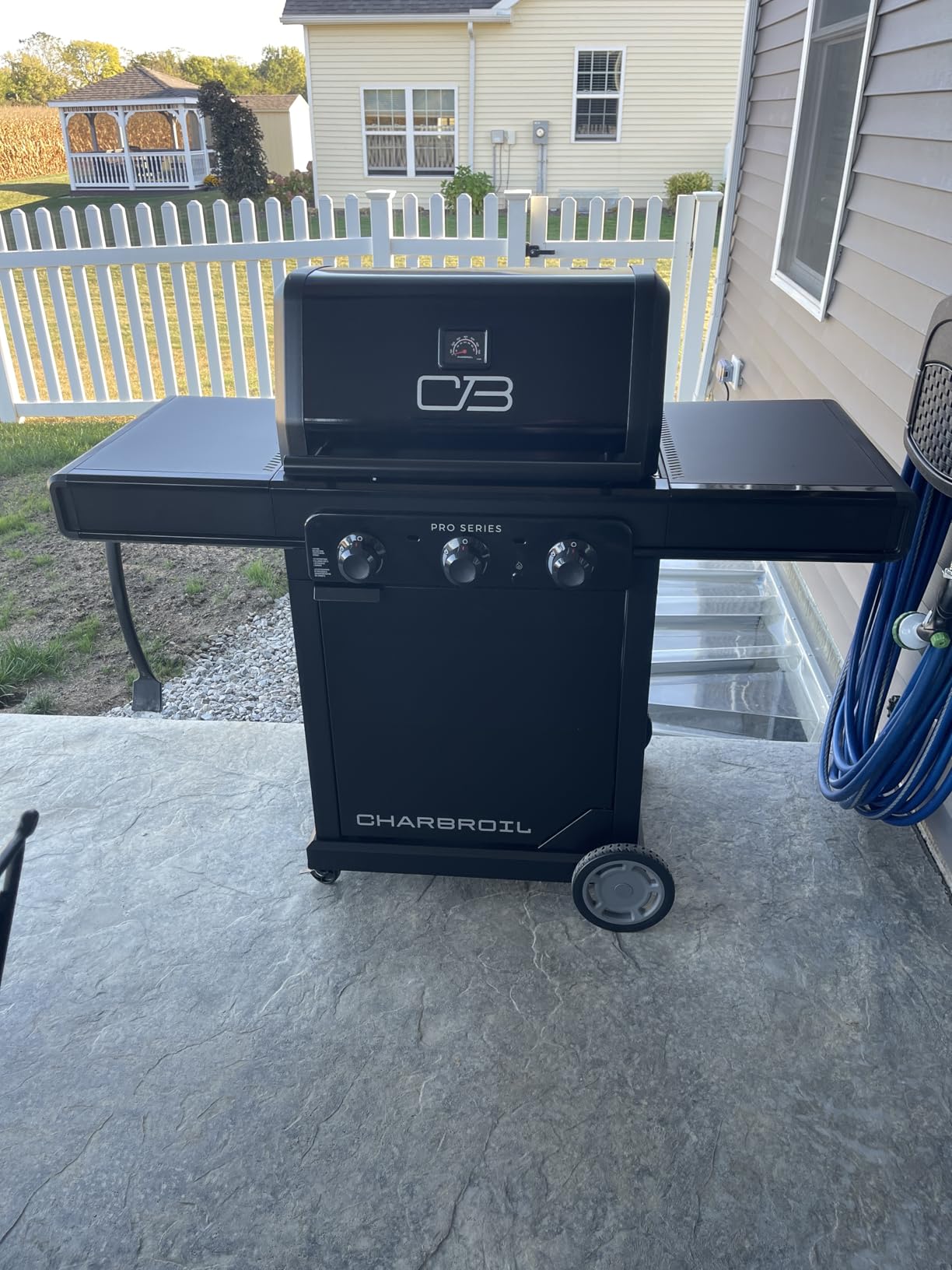 Charbroil Pro Series with Amplifire Technology 3-Burner Propane Gas Grill and Griddle Cabinet, Black - 463365124 customer photo 2