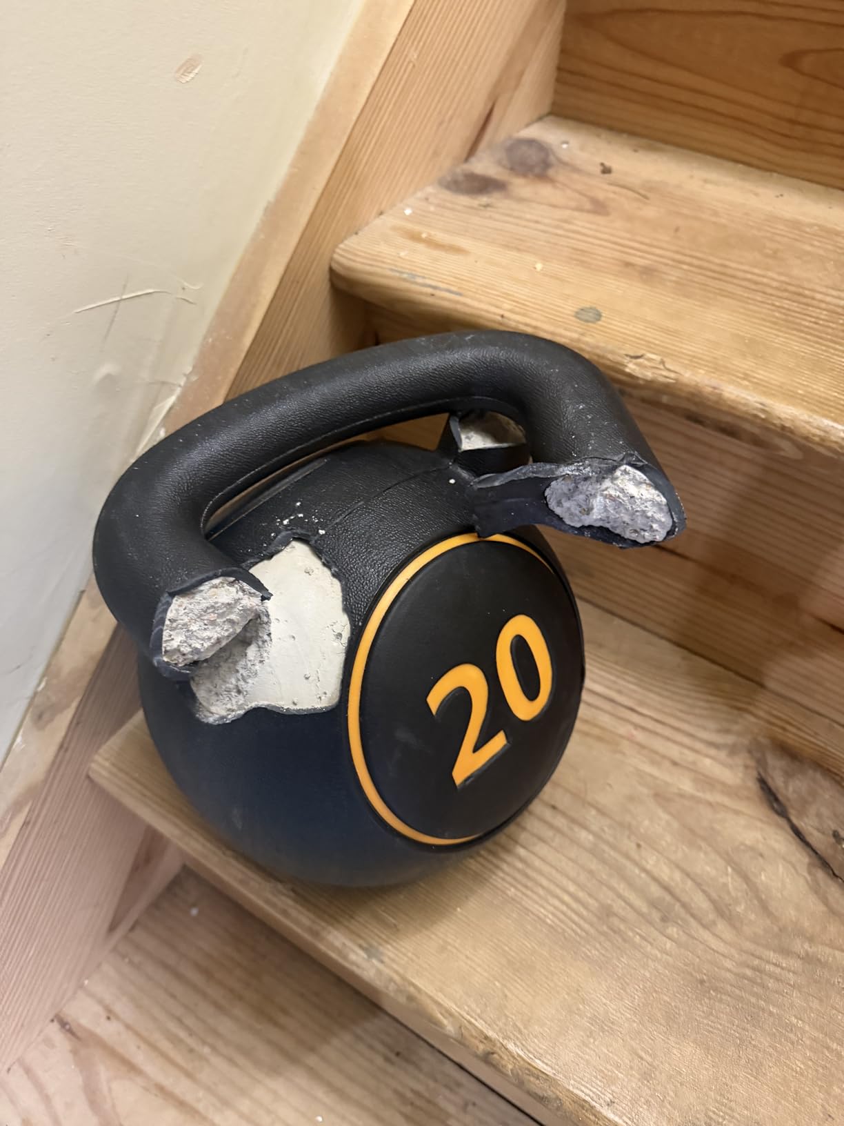 F2C Kettlebell Sets 4 Piece Strength Training KettleBells Weight Set 5lb, 10lb, 15lb, 20lb HDPE Coated Concrete Kettle bell Core Training or Women & Men for Full Body Workout & Exercise Fitness customer photo 2