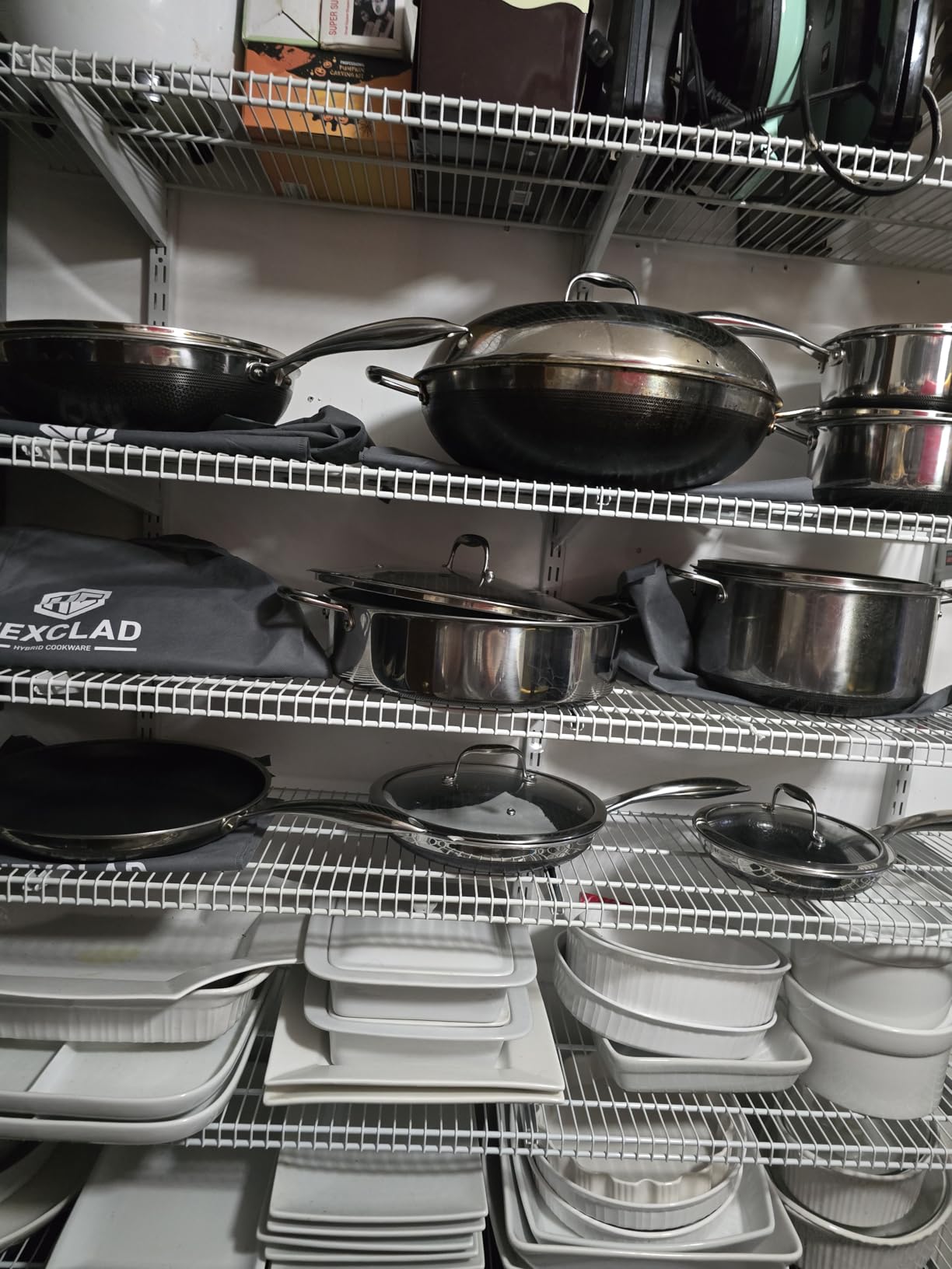 HexClad Hybrid Nonstick 14-Piece Cookware Set customer photo 1