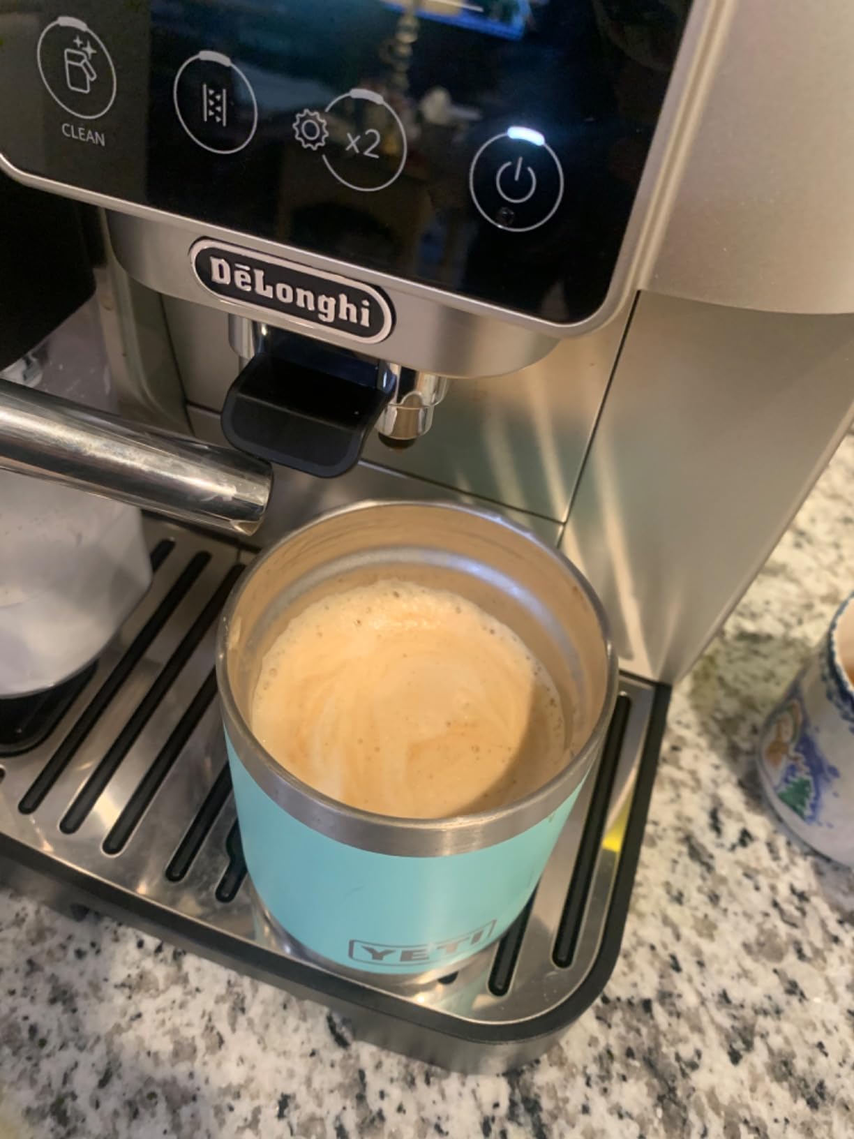 De'Longhi Magnifica Start Automatic Espresso Machine, Milk Frother, Silver | #1 Worldwide Espresso Machine Maker, Hot/Iced, Built-In Grinder, 13 Grind Settings, 5 One Touch Recipes customer photo 1
