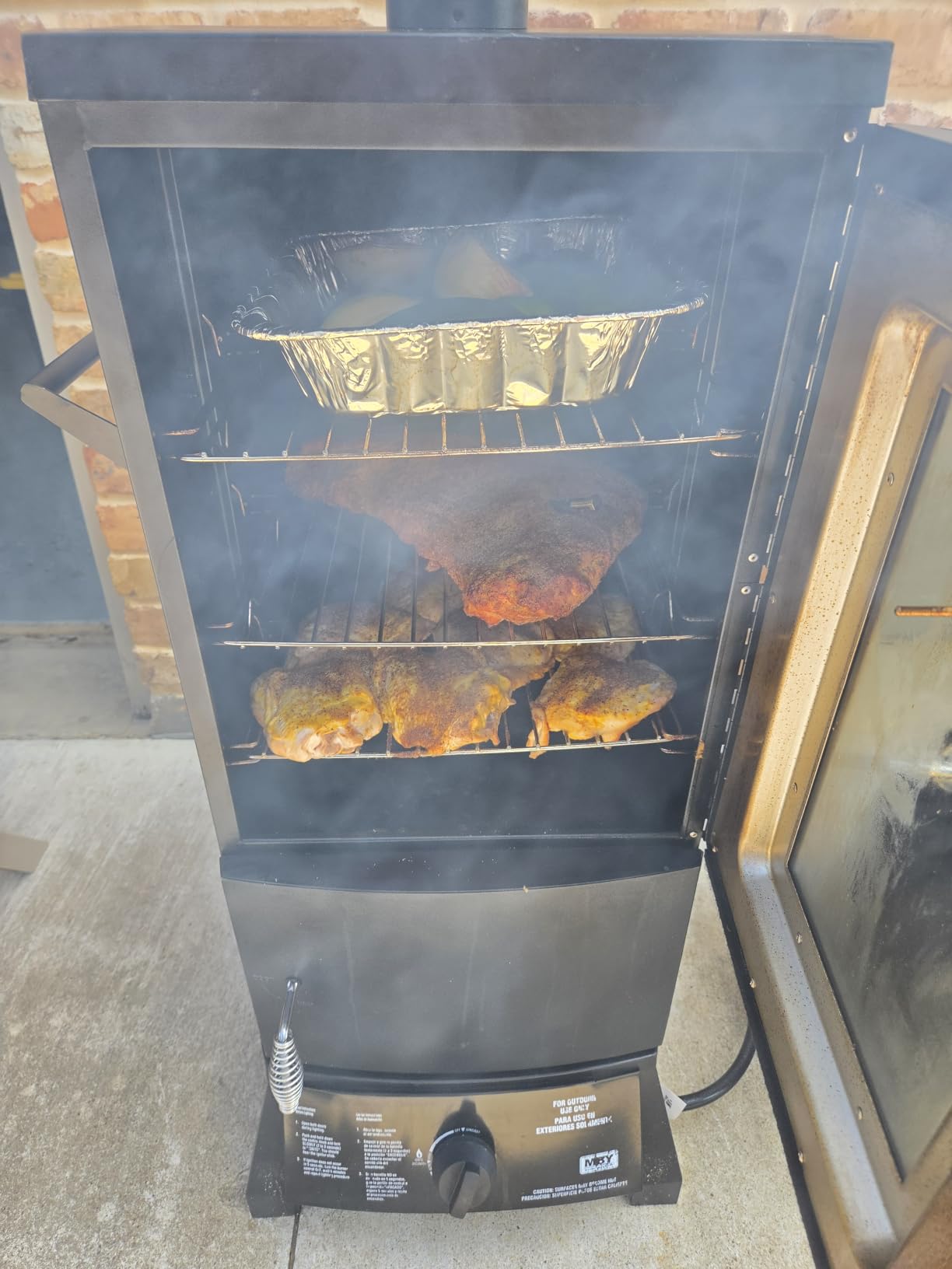 Propane Smoker with Cover, Vertical Meat Gas Smoker Grill Outdoor Heavy Duty 3 Removable Smoking Racks, Black customer photo 1