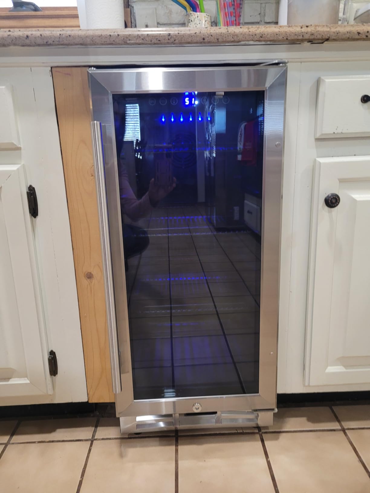 Feelfunn 15 Inch Beverage Refrigerator Under Counter, 126 Cans, Glass Door, Built-in or Freestanding Beverage Fridge customer photo 1