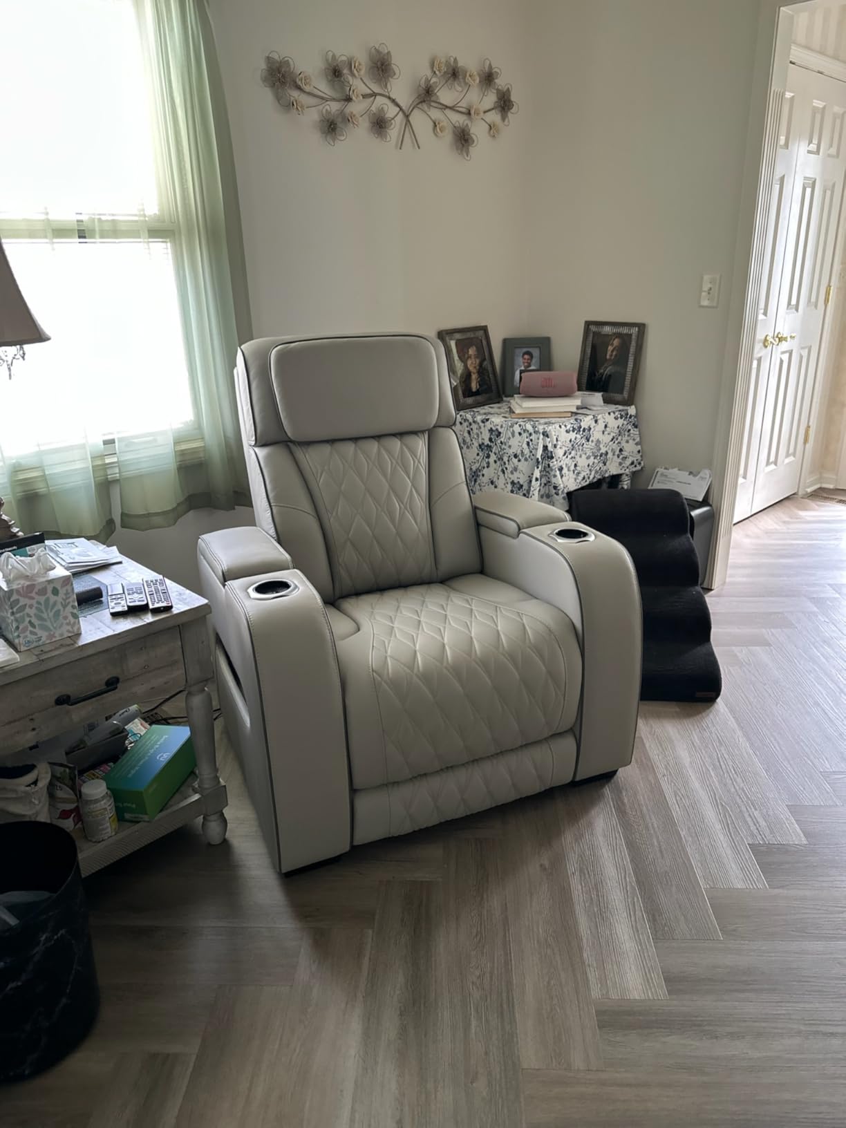 Signature Design by Ashley Leather Power Recliner Chair, Zero Gravity | Soothing air massage and heat, Extended ottoman with adjustable headrest, 250-lb weight capacity, Boyington Series customer photo 1