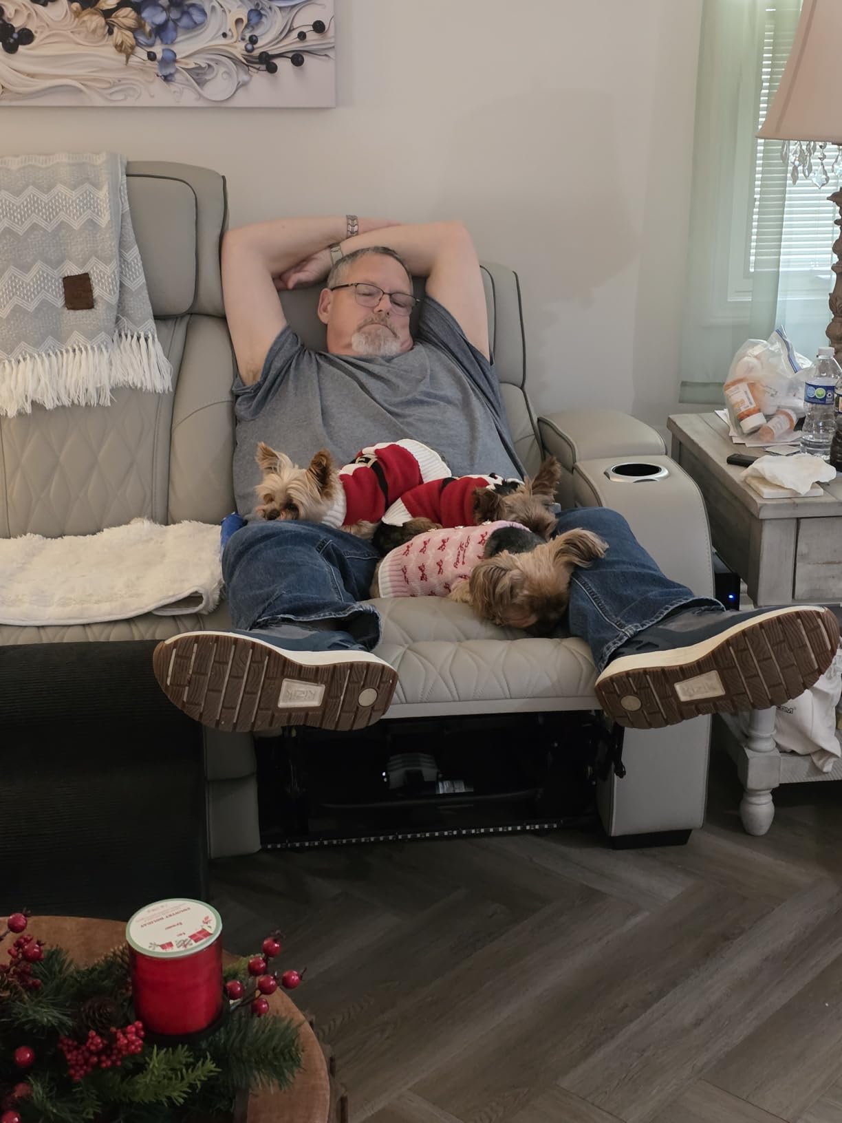 Signature Design by Ashley Leather Power Recliner Chair, Zero Gravity | Soothing air massage and heat, Extended ottoman with adjustable headrest, 250-lb weight capacity, Boyington Series customer photo 2