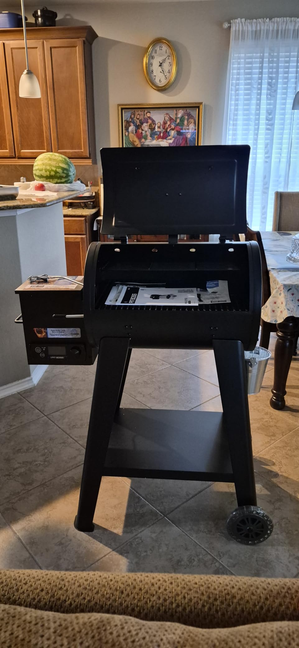 Pit Boss 500 FB2 Series Wood Pellet Grill & Smoker with Flame Broiler and LCD Digital Controller, 518-Sq. In. Cooking Space, 180°F to 500°F Temperature Range, Meat Probe, 5 lb. Pellet Hopper, Black customer photo 1