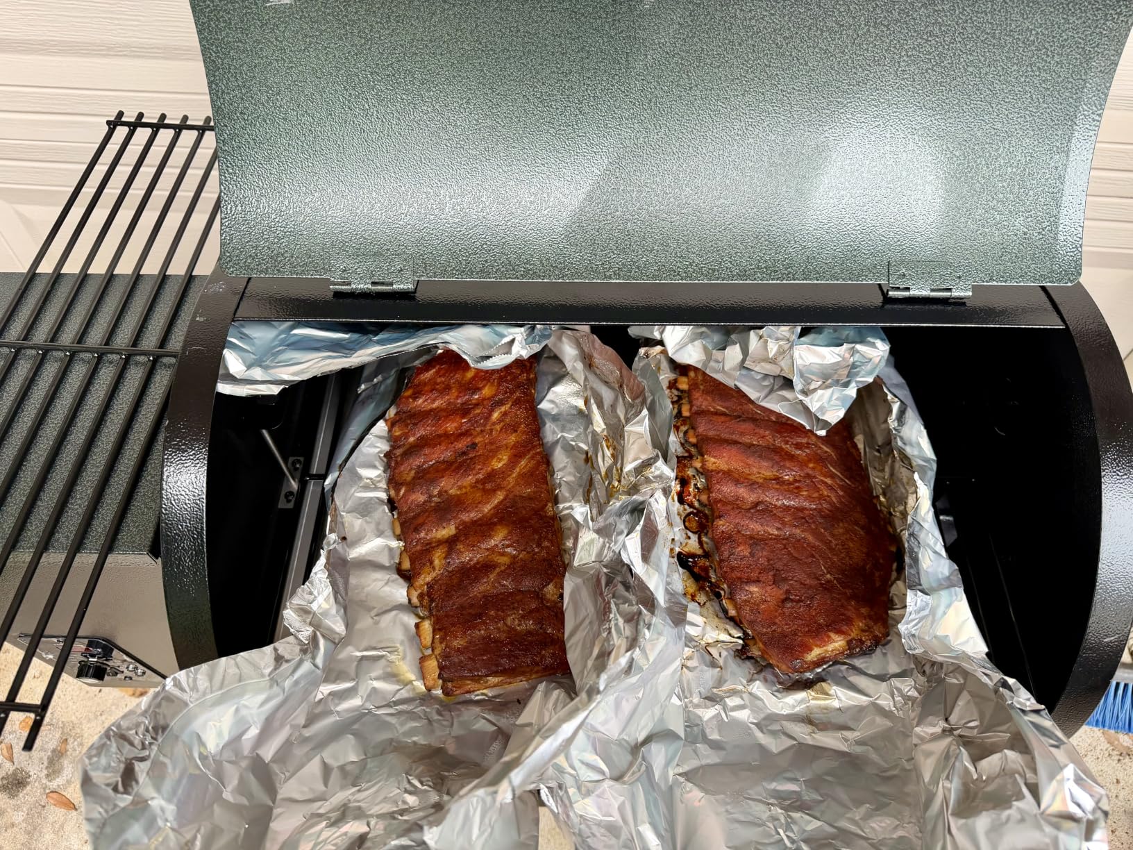 DAMNISS Electric Wood Pellet Smoker Grill 8 In 1 BBQ Grills for Outdoor Grill with Auto Feed & PID Temperature Control (180-450°F) and Rain Cover 456 Sq.In Cook Area for Backyard New House Gifts customer photo 1