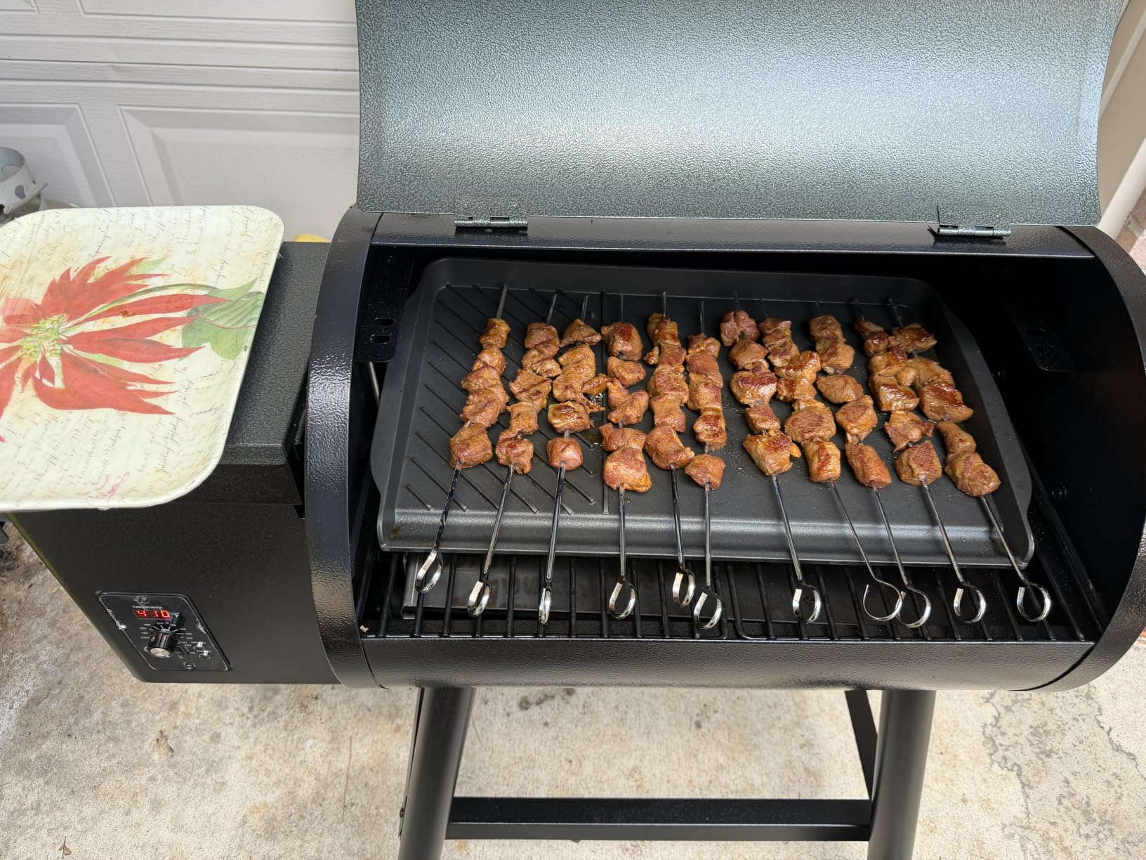 DAMNISS Electric Wood Pellet Smoker Grill 8 In 1 BBQ Grills for Outdoor Grill with Auto Feed & PID Temperature Control (180-450°F) and Rain Cover 456 Sq.In Cook Area for Backyard New House Gifts customer photo 2