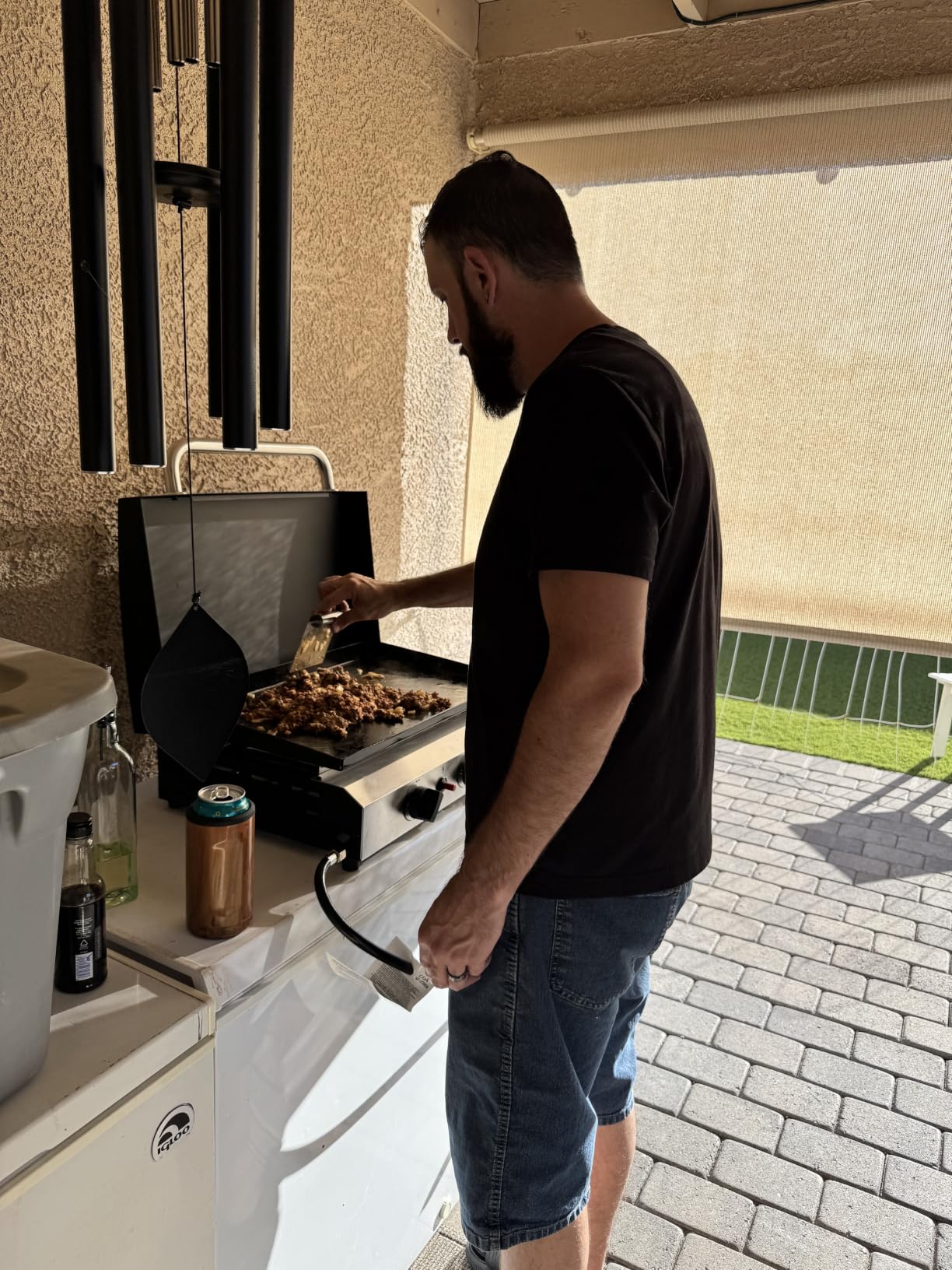 SKOK 23.3 Inch Flat Top Grill, Gas Griddle with Hood, Portable Tabletop Propane Gas Griddle Grill for Camping, Outdoor & Tailgating Barbecue, 45,000 BTU Output, 3 Burners customer photo 1
