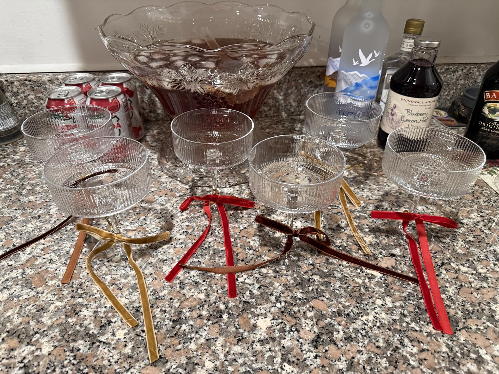 KMIGRUAN 11oz Large Vintage Coupe Glasses Set of 6, Ribbed Cocktail Glasses, Classic Espresso Martini Glasses, Margarita and Champagne Glasses for Bar, Wine, Dessert, Cocktail Glassware Gift Set customer photo 1