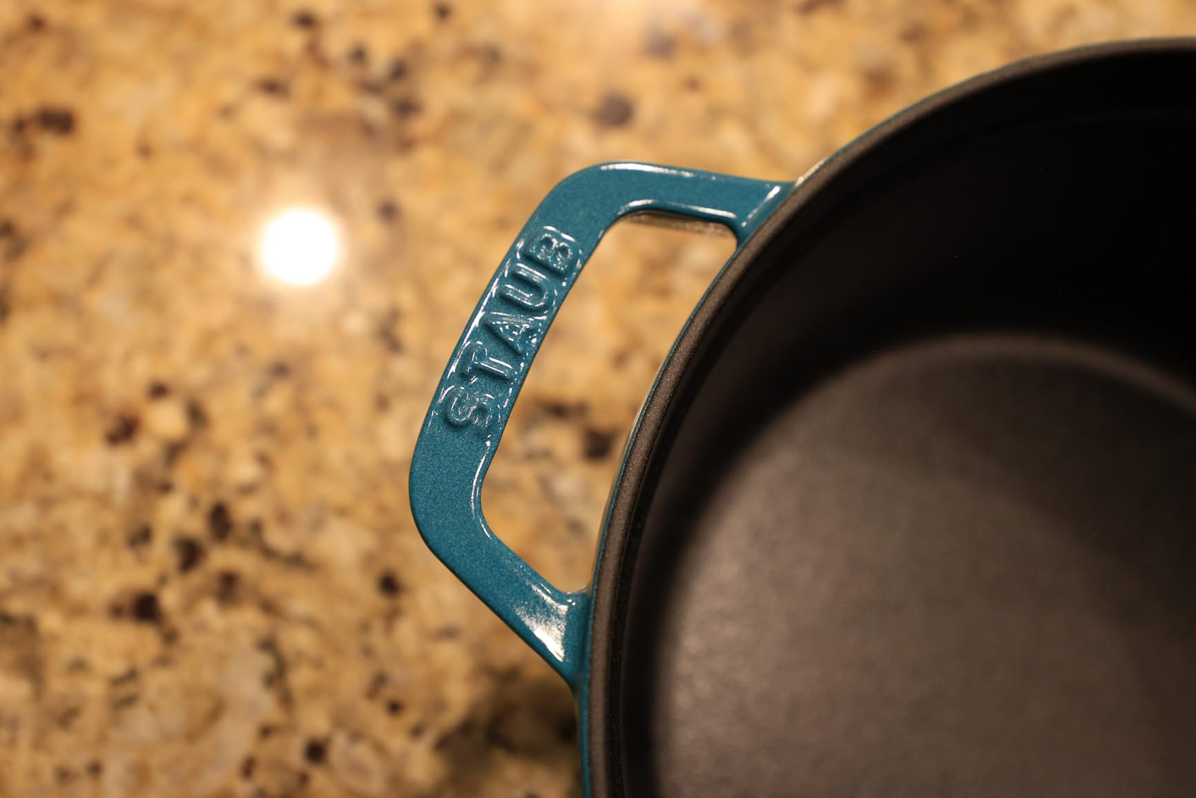 Staub Cast Iron 4-qt Round Dutch Oven - Citron customer photo 1