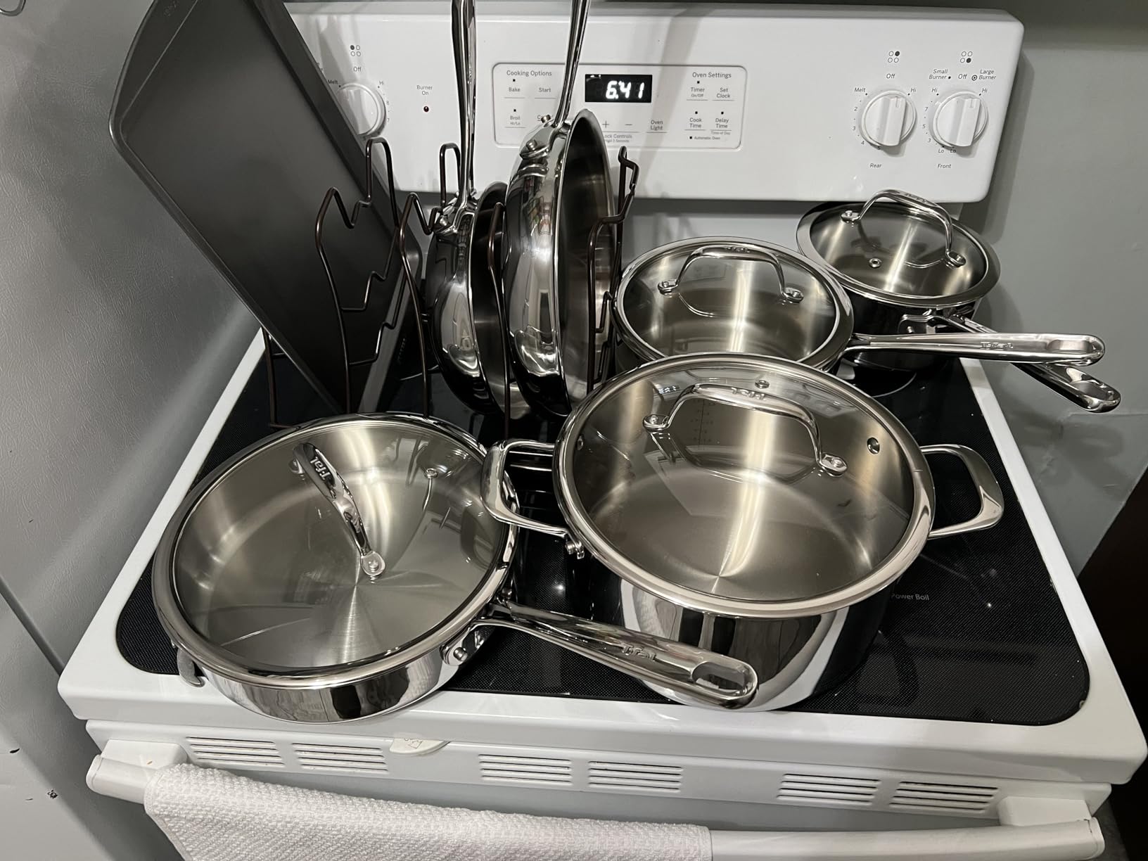 T-fal Pro Tri-Ply Stainless Steel Cookware Set, 10 Piece-Induction Compatible, Oven Safe 500F, Lids-350F, Even Heat, Professional Quality, Durable, Induction Pots and Pans Set, Silver customer photo 1