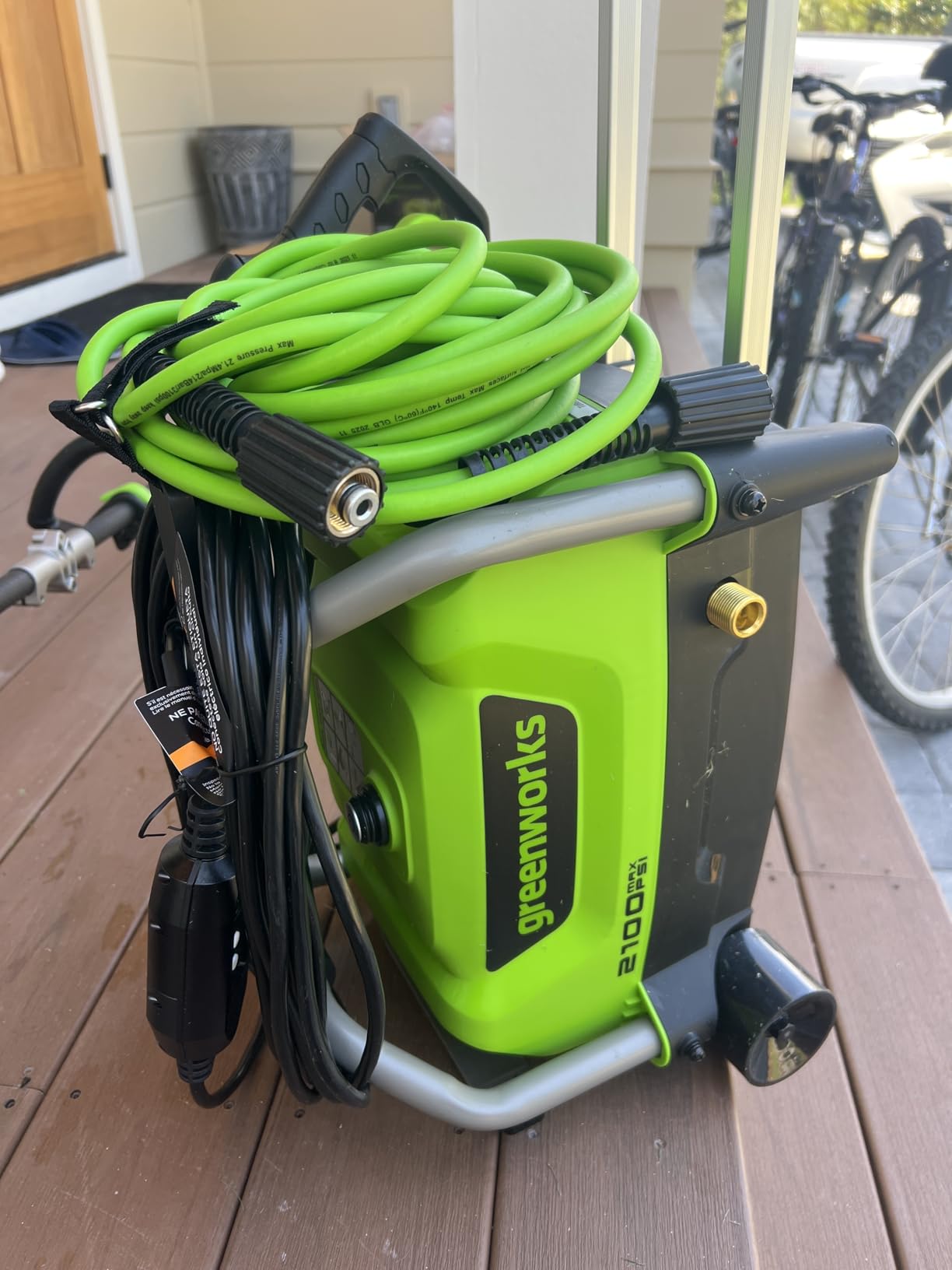 Greenworks 2100 PSI (1.2 GPM) Electric Pressure Washer customer photo 2